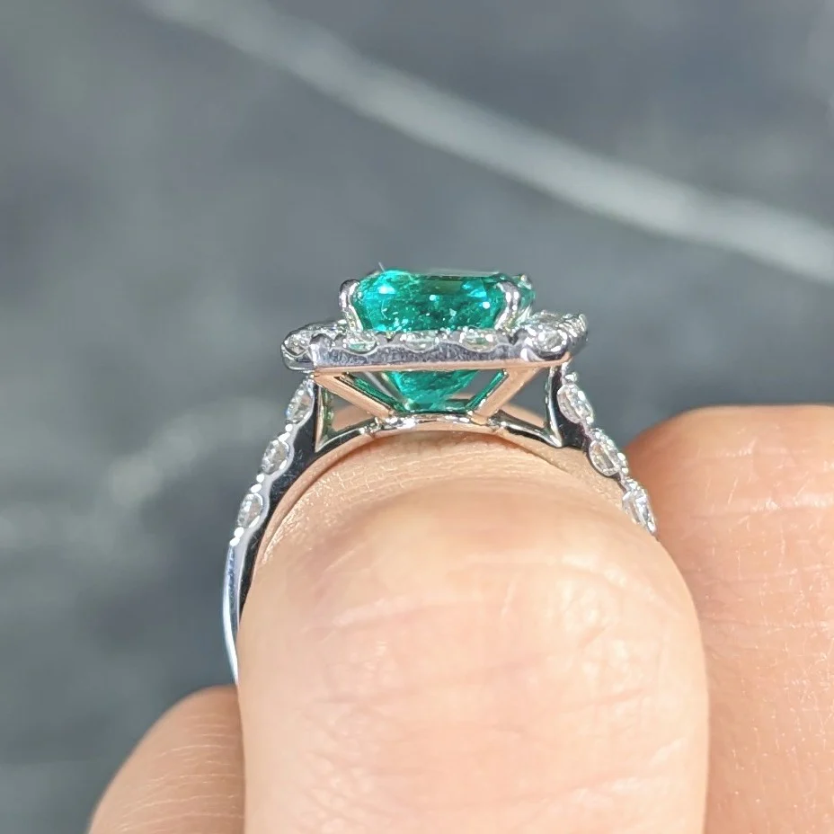 Contemporary 3.50 CTW Colombian Emerald Diamond Platinum Halo Ring GIA - Image 15