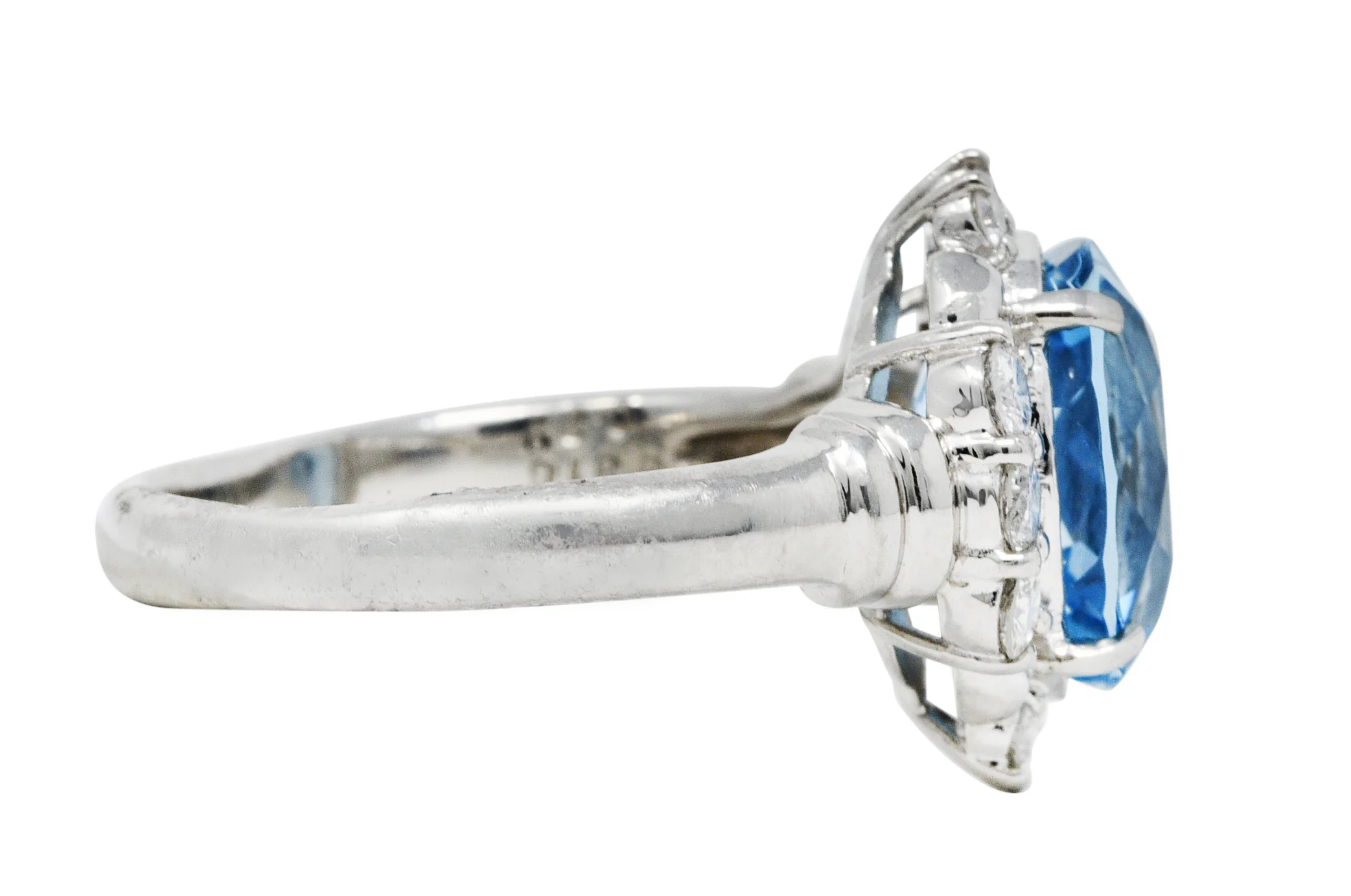 Contemporary 3.70 CTW Aquamarine Diamond Platinum Cluster Ring - Image 3