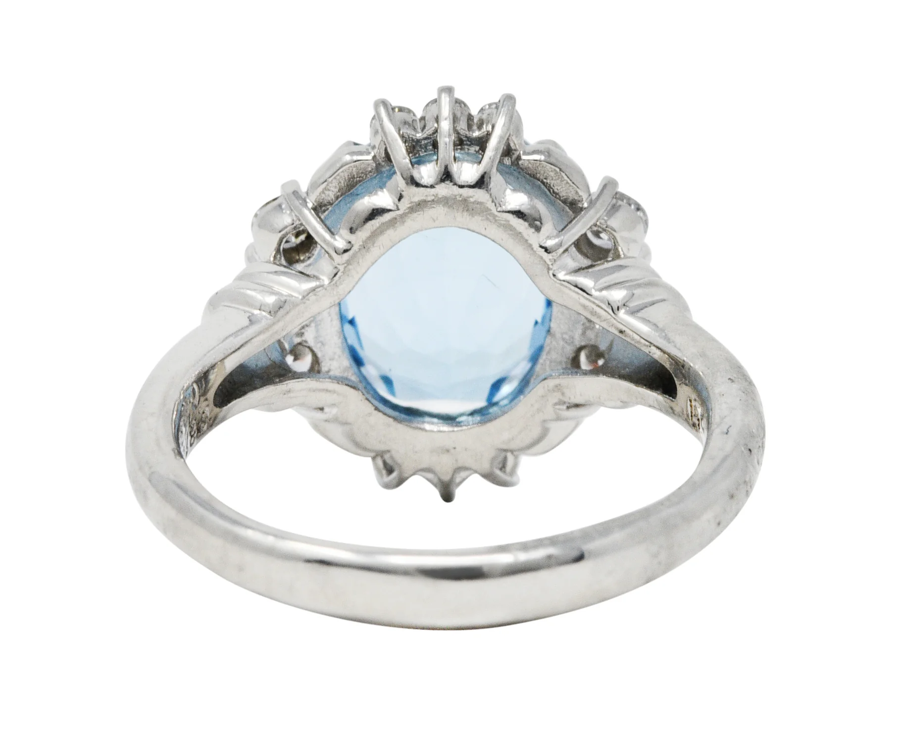 Contemporary 3.70 CTW Aquamarine Diamond Platinum Cluster Ring - Image 4