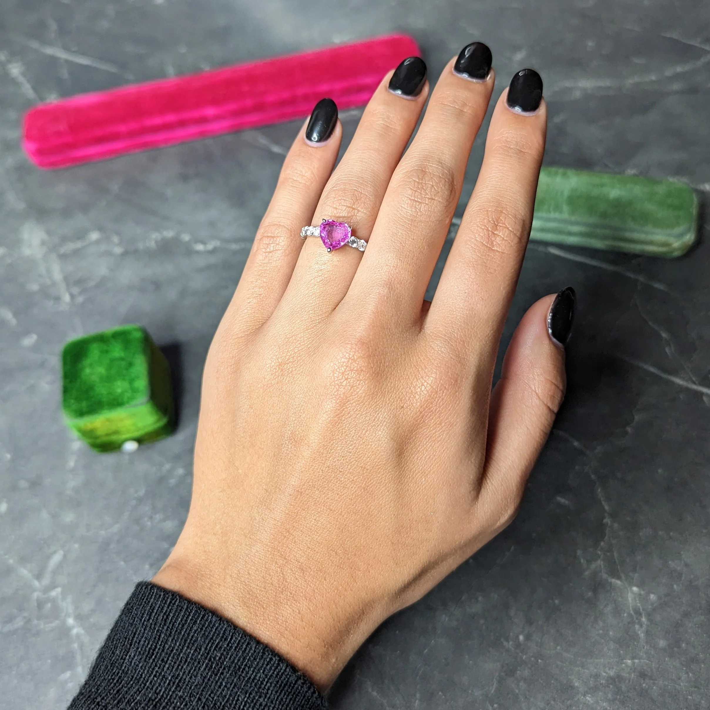Contemporary 3.88 CTW Pink Sapphire Diamond Platinum Heart Ring - Image 11