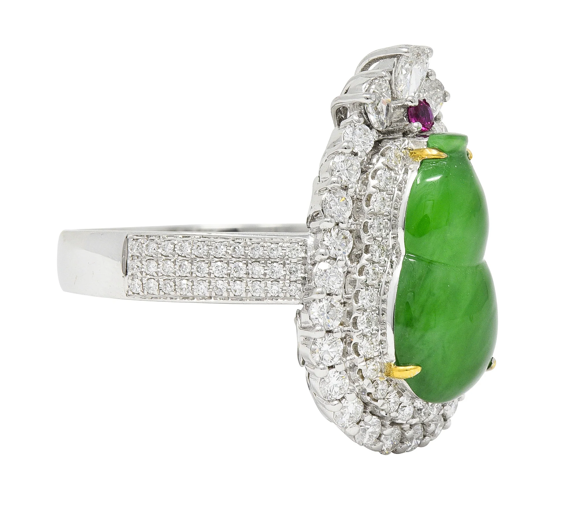 Contemporary 3.95 CTW Carved Jade Ruby Diamond 18 Karat Gold Cluster Ring GIA - Image 2