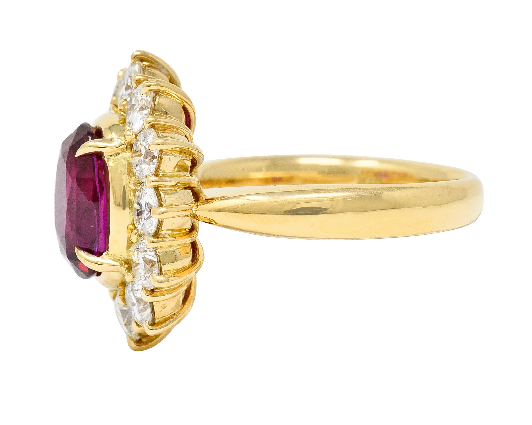 Contemporary 4.28 CTW Oval Step Cut Ruby Diamond 18 Karat Yellow Gold Halo Ring GIA - Image 5