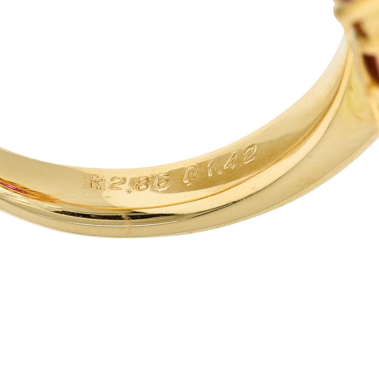 Contemporary 4.28 CTW Oval Step Cut Ruby Diamond 18 Karat Yellow Gold Halo Ring GIA - Image 8