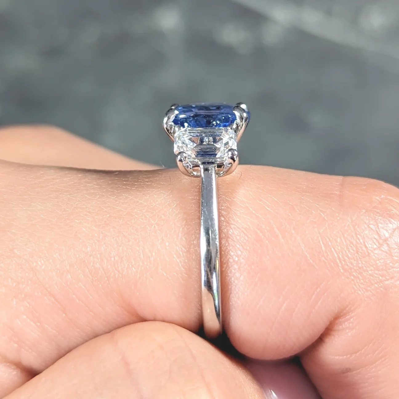 Contemporary 4.82 CTW Oval Cut No Heat Sapphire Emerald Cut Diamond Platinum Three Stone Ring GIA - Image 12