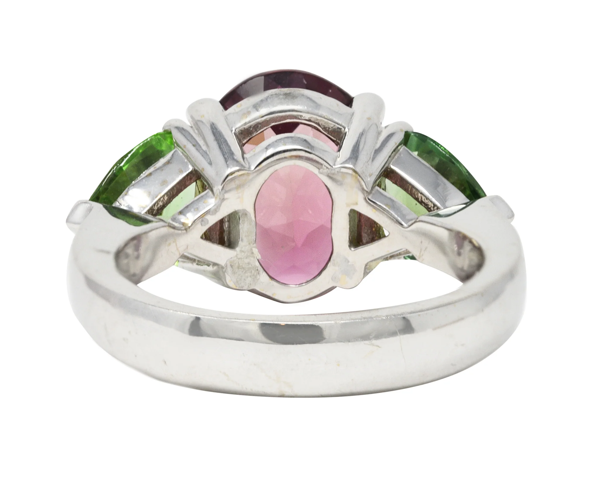Contemporary 7.23 CTW Oval Cut Pink Tourmaline Peridot 18 Karat White Gold Three Stone Ring - Image 4