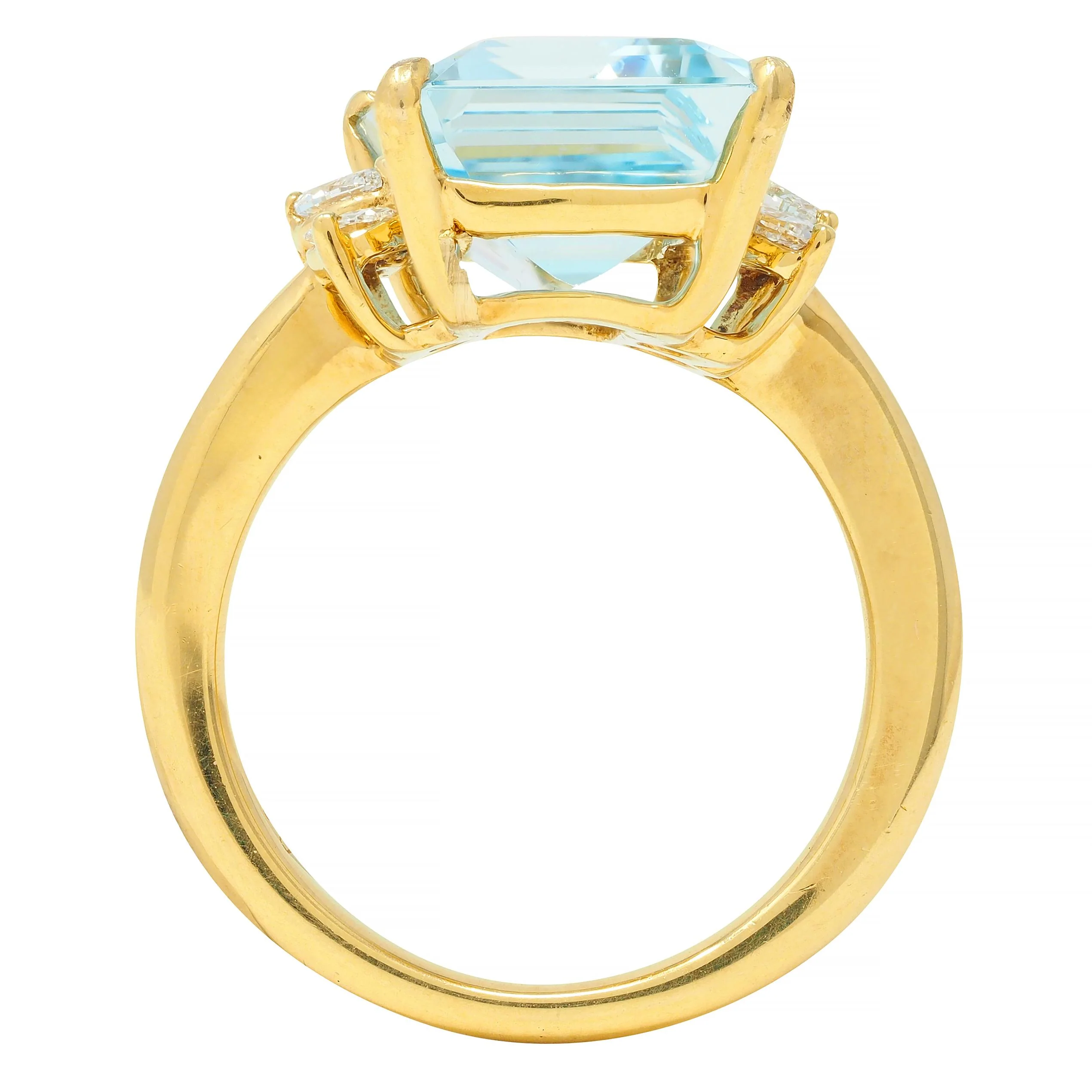 Contemporary 7.27 CTW Aquamarine Diamond 18 Karat Yellow Gold Cocktail Ring - Image 11