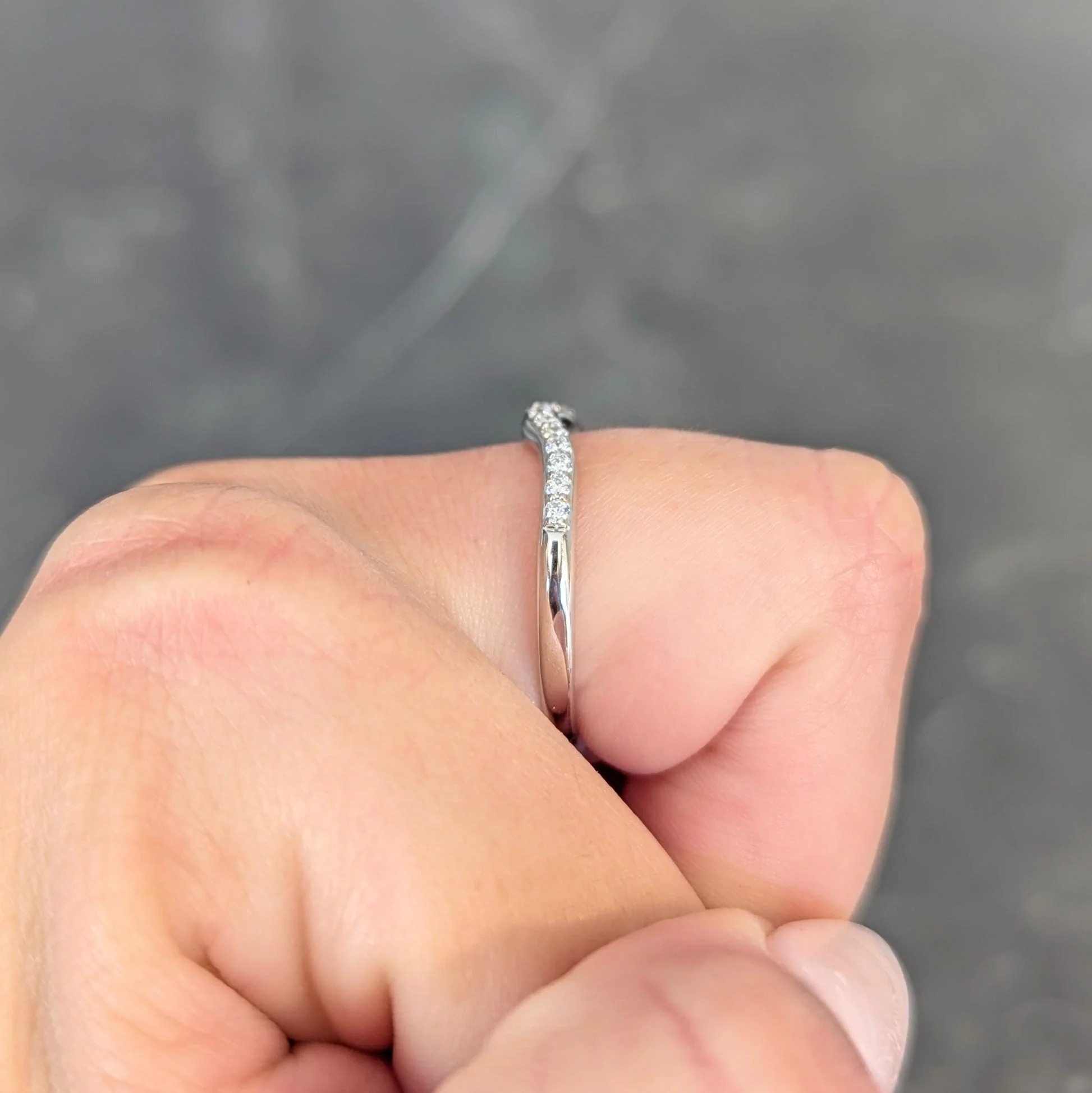 Contemporary Diamond 14 Karat White Gold Contour Wedding Band Ring - Image 13