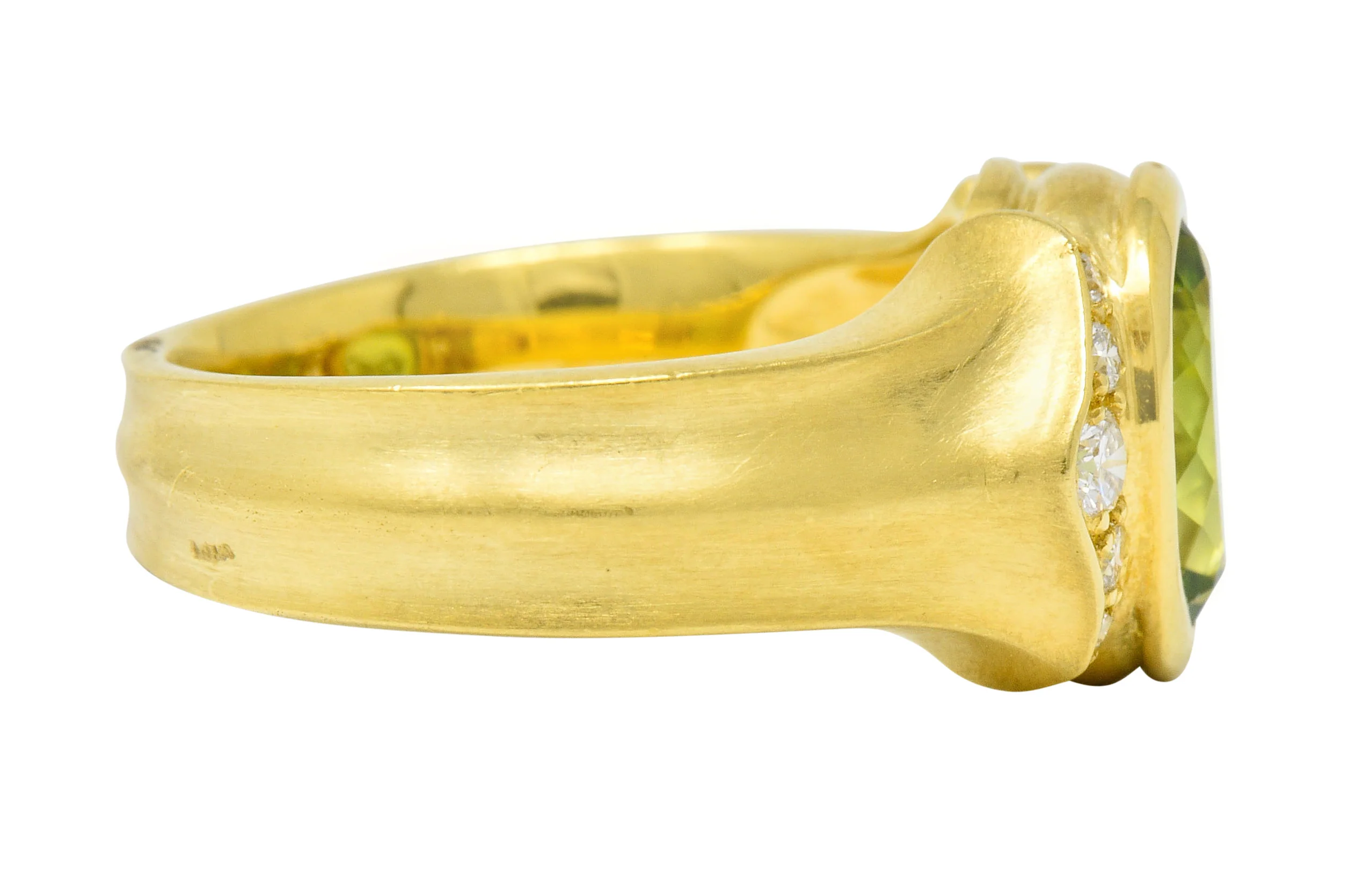 Contemporary Peridot Diamond 18 Karat Gold Gemstone Ring - Image 3