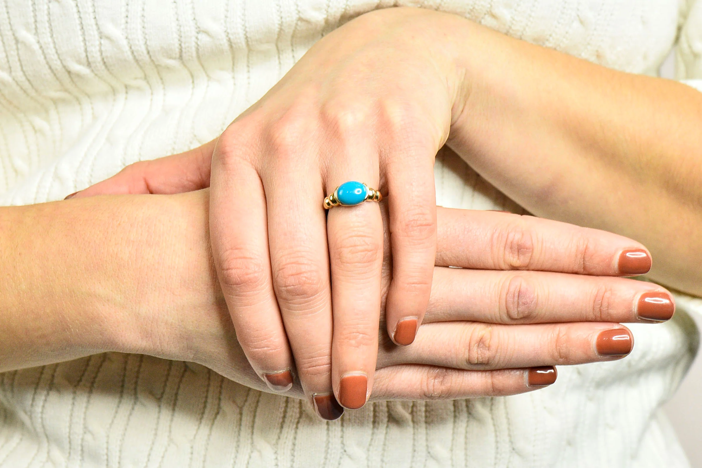 Contemporary Turquoise Cabochon 14 Karat Gold Stacking Ring - Image 13