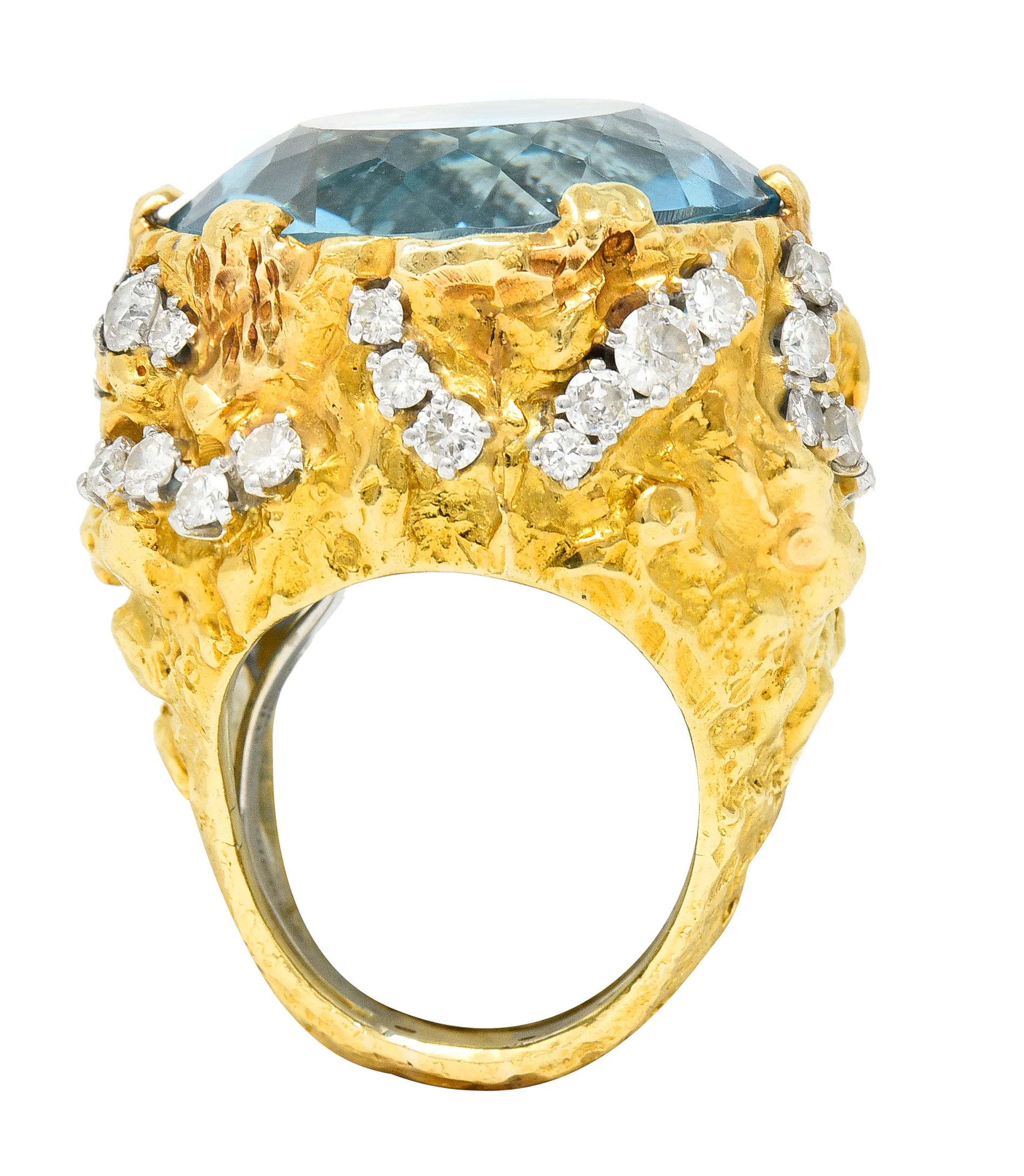 David Webb 1970's 43.10 CTW Aquamarine Diamond Platinum 18 Karat Yellow Gold Substantial Vintage Cocktail Ring - Image 10