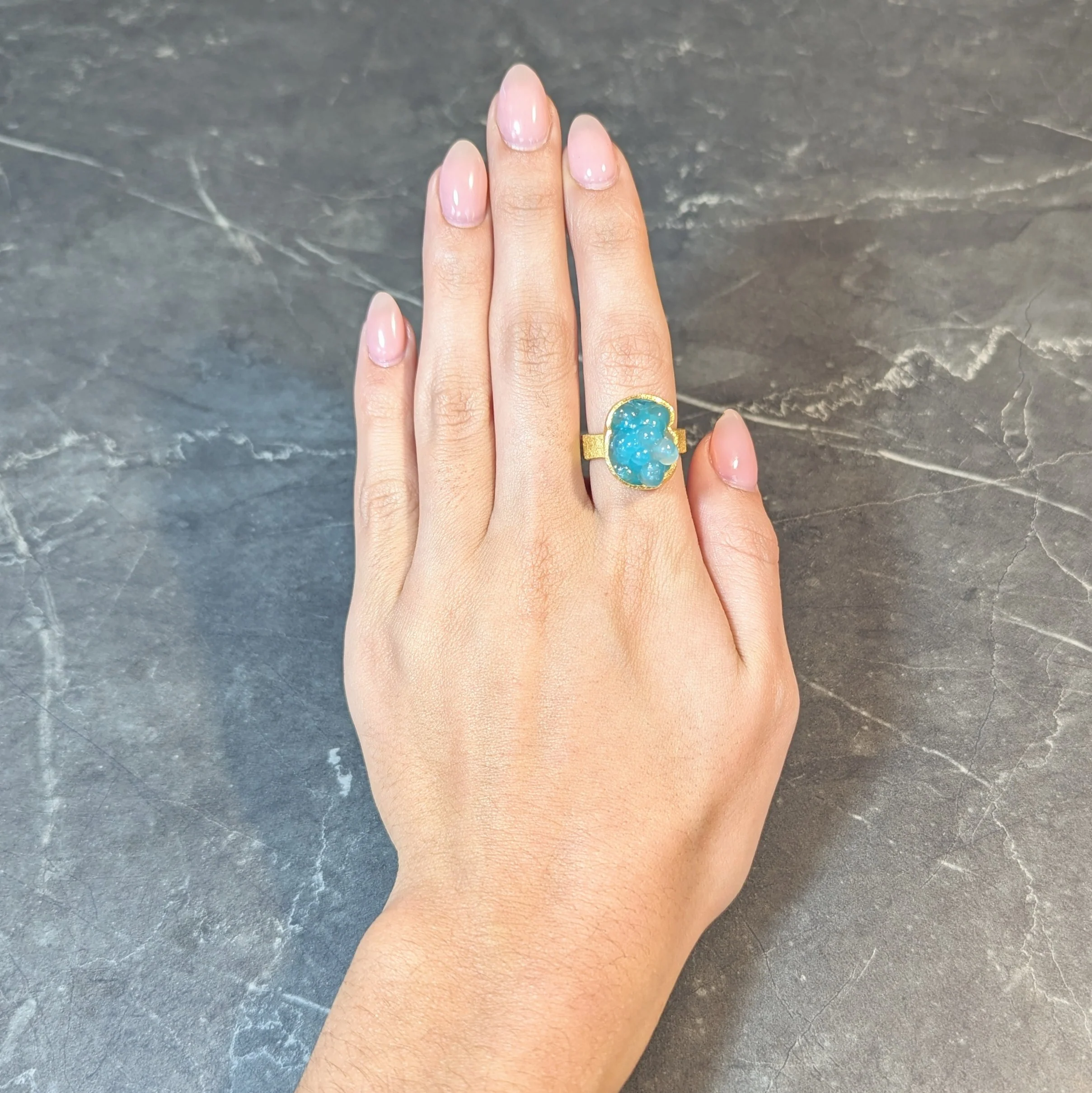 Devta Doolan Contemporary Chrysocolla 22 Karat Gold Organic Statement Ring - Image 15