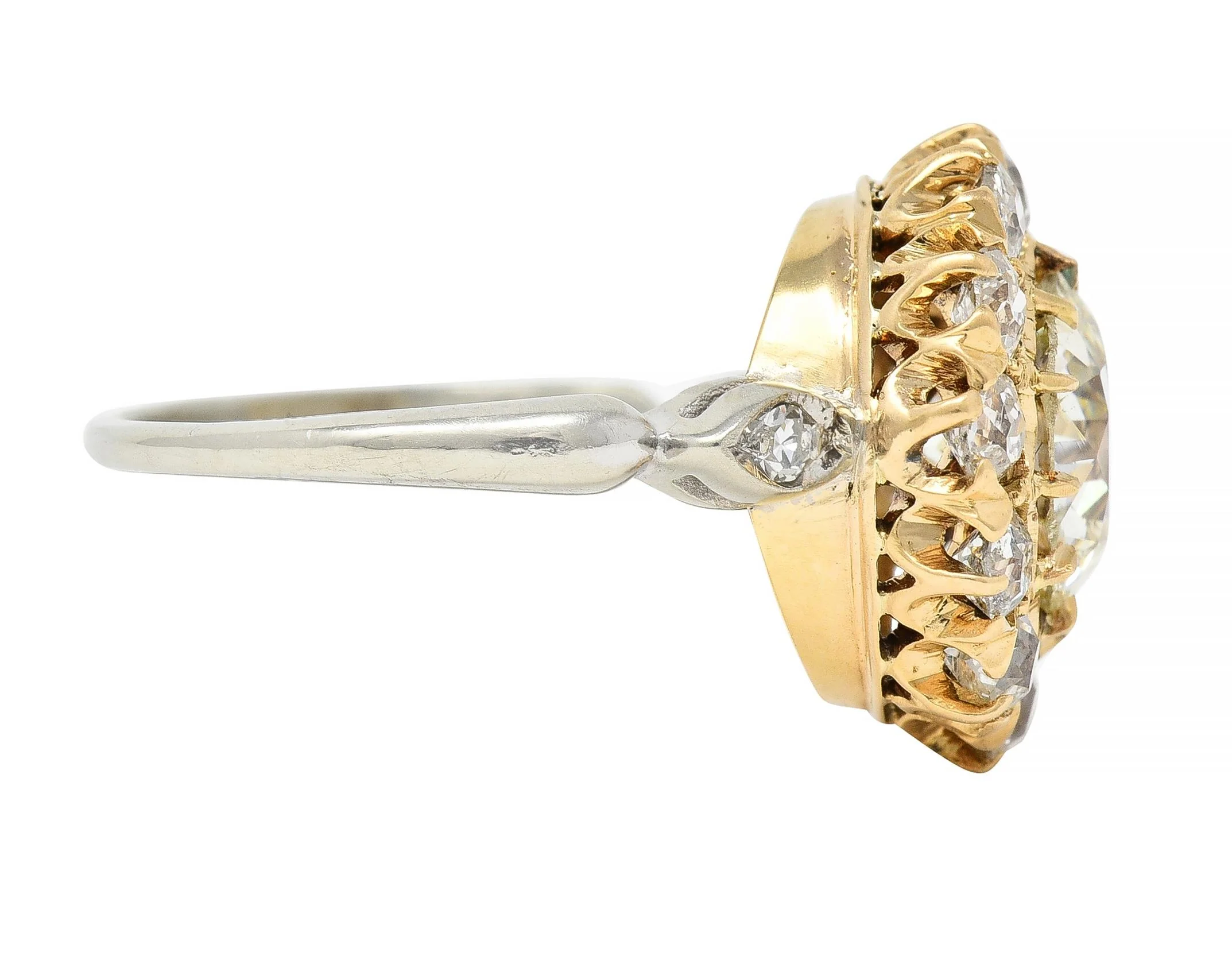 Early Art Deco 2.95 CTW Old European Cut Diamond 14 Karat Two-Tone Gold Vintage Cluster Ring - Image 4