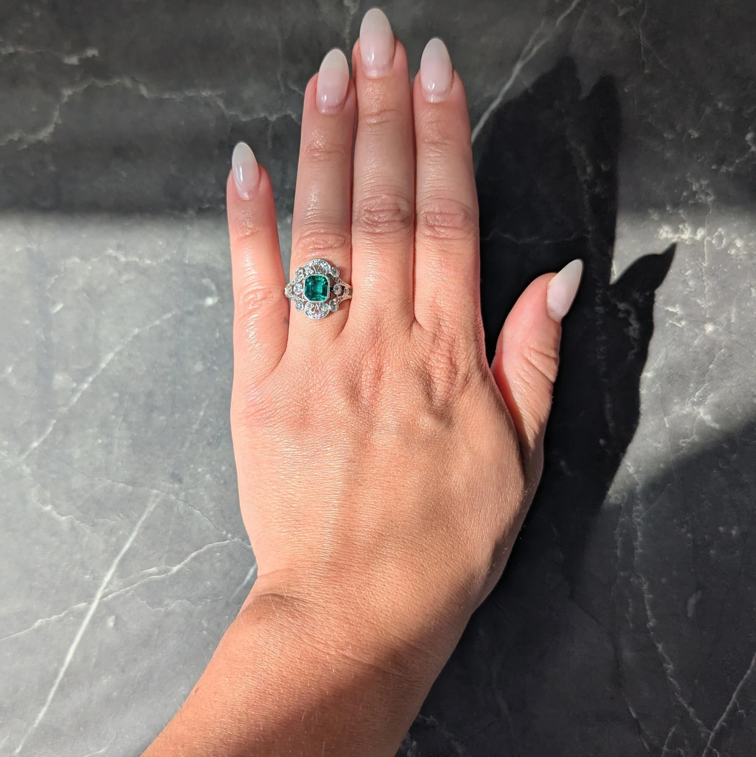 Early Art Deco Colombian Emerald Diamond Platinum Antique Cluster Ring AGL - Image 10