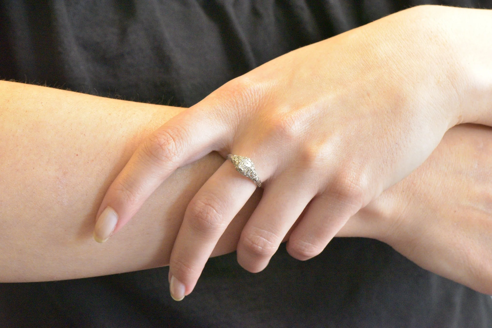 Edwardian 0.50 CTW Old Mine Diamond 18 Karat White Gold Tulip Flower Engagement Ring GIA - Image 7