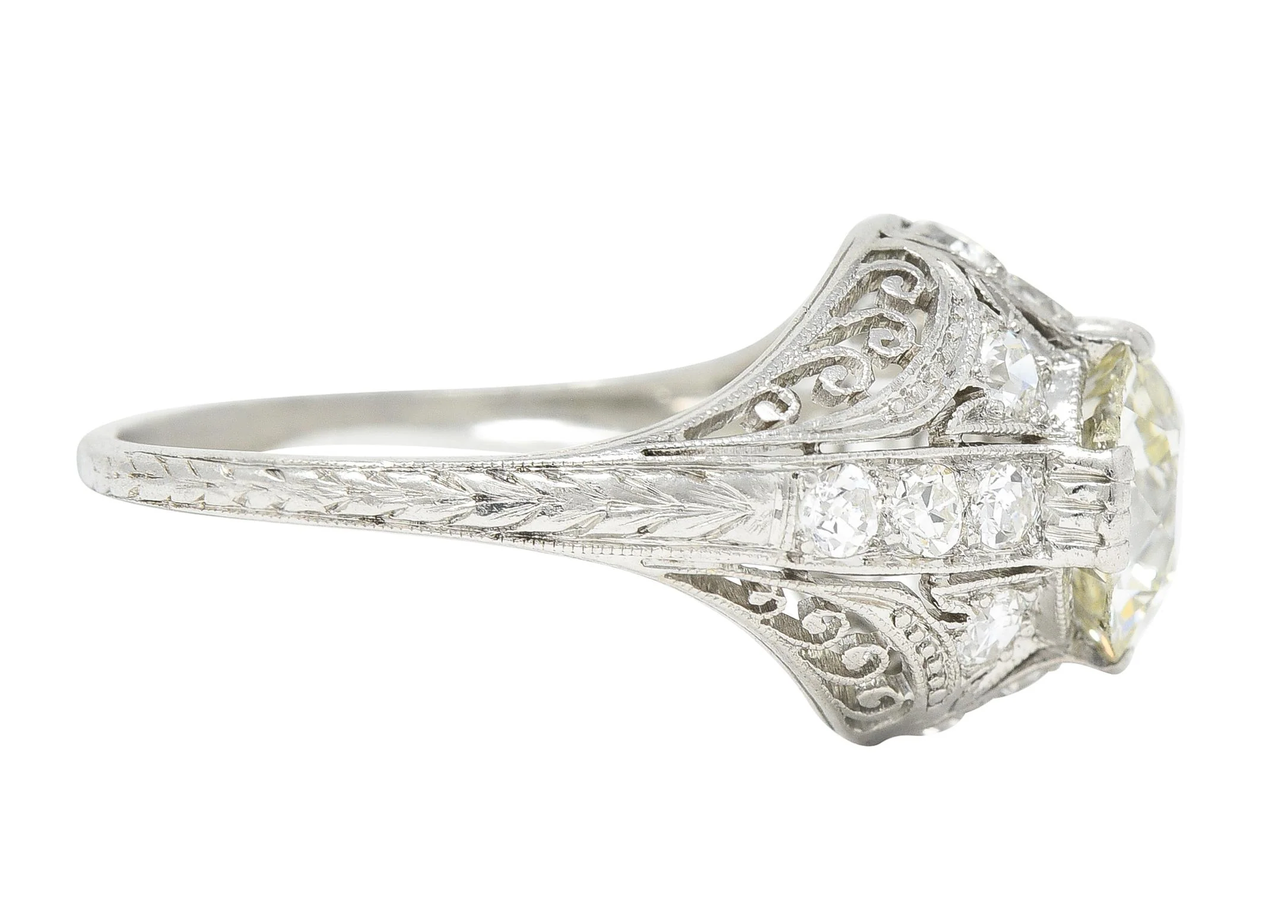 Edwardian 1.77 CTW Old European Cut Diamond Platinum Bombay Engagement Ring - Image 4