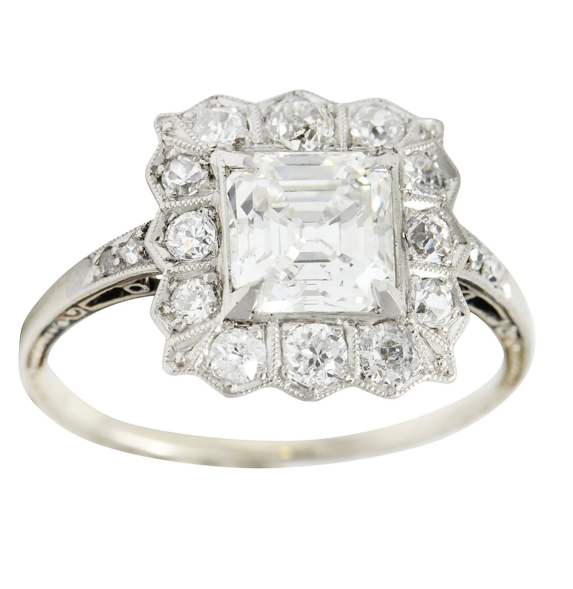 Edwardian 2.07 CTW Asscher Diamond Platinum-Topped 14 Karat Gold Cluster Antique Ring GIA - Image 10