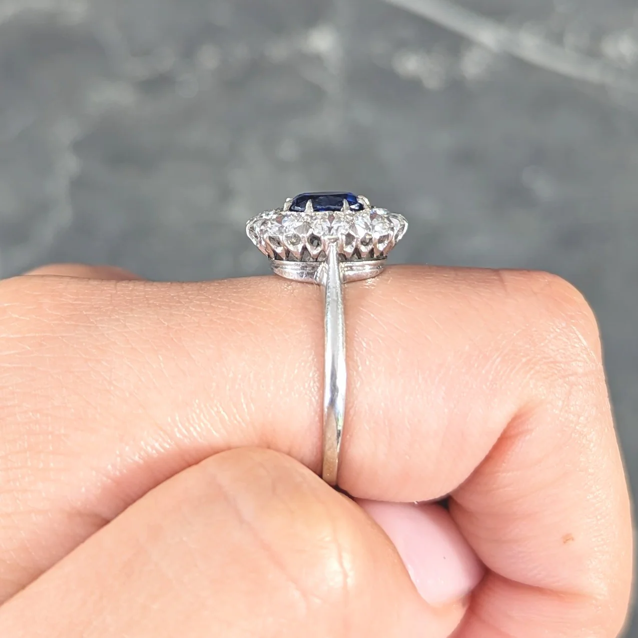 Edwardian 2.48 CTW No Heat Burma Sapphire Old European Cut Diamond Platinum Antique Halo Ring GIA - Image 12