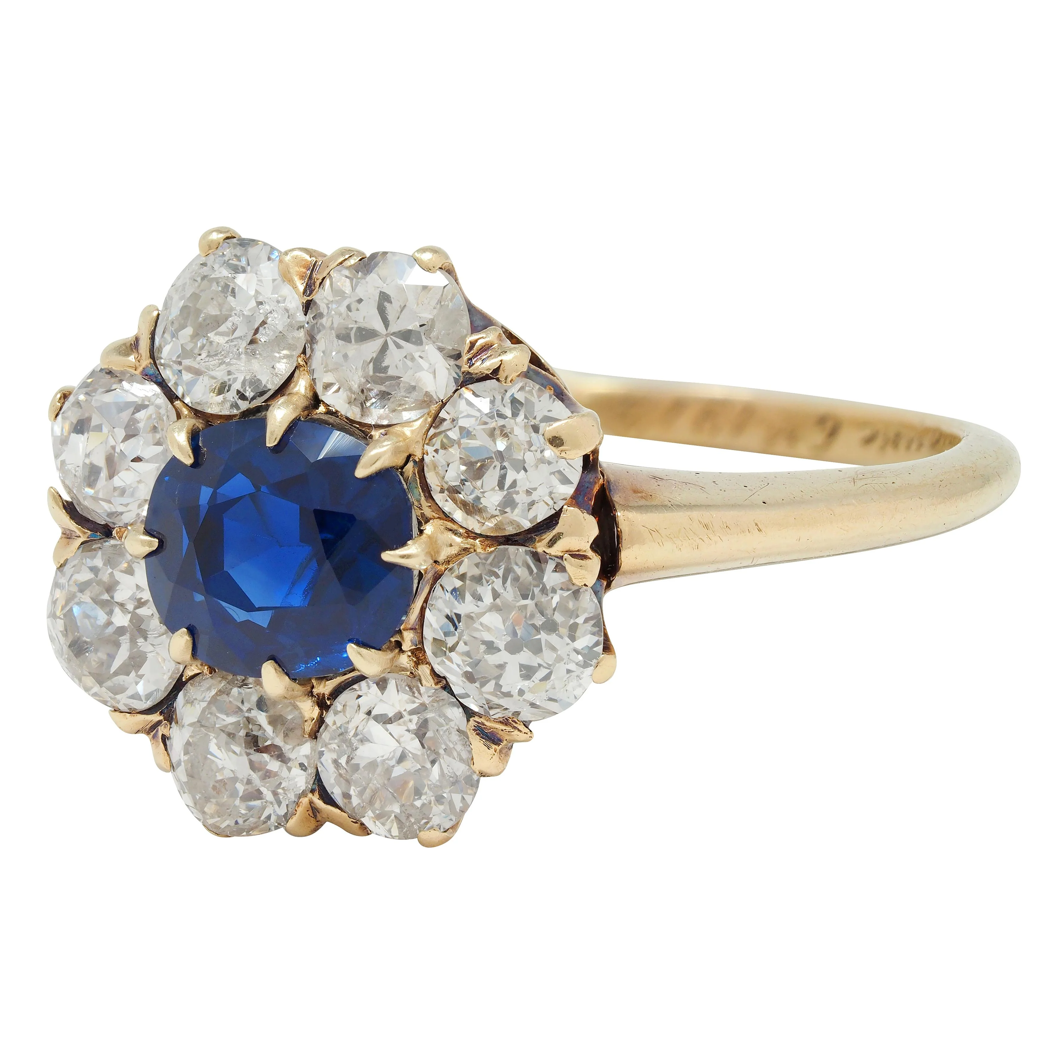 Edwardian 2.85 CTW Sapphire Diamond 14 Karat Yellow Gold Antique Cluster Ring GIA - Image 7