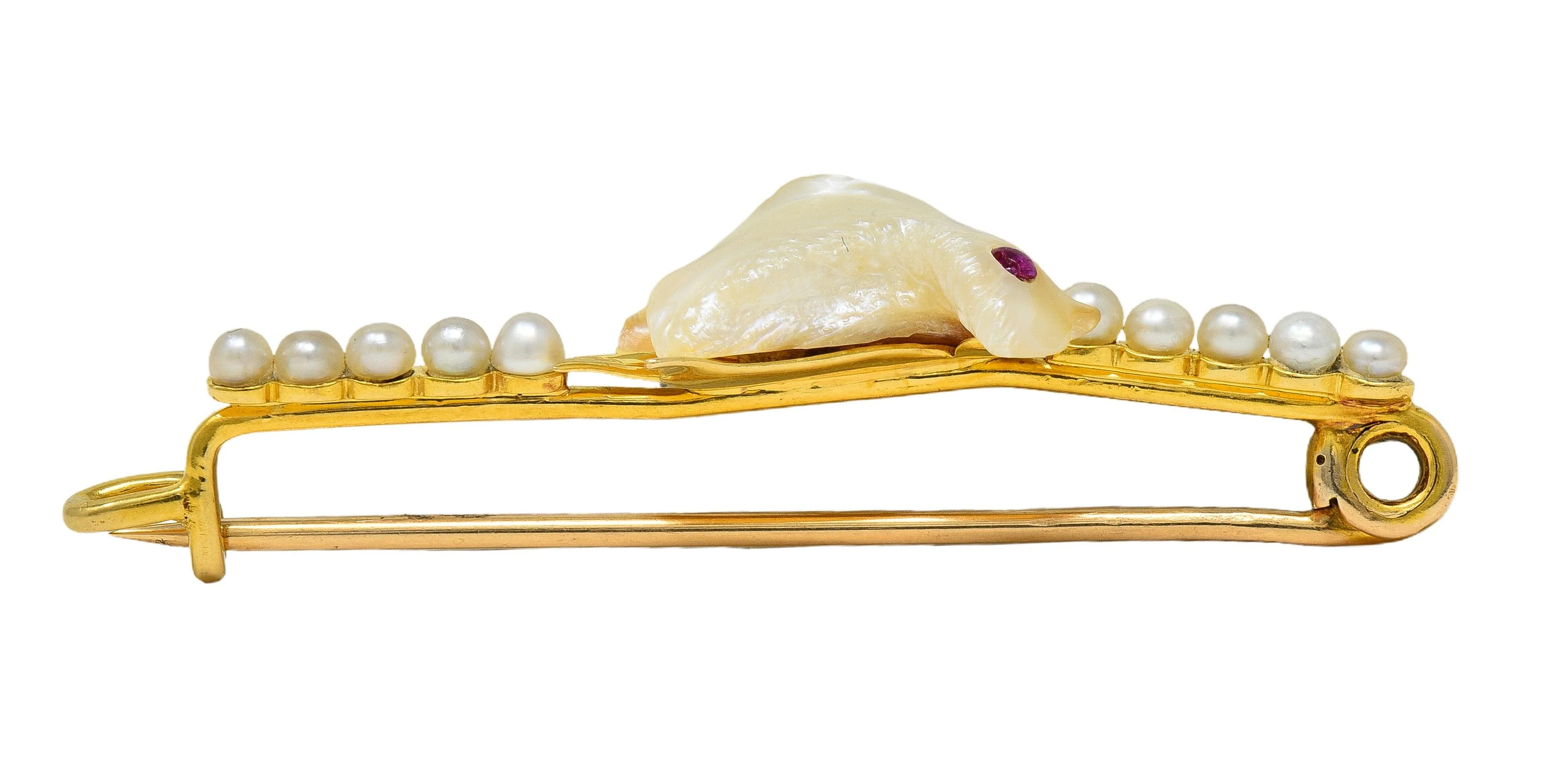 Edwardian Ruby Pearl 15 Karat Yellow Gold Antique Baroque Bird Bar Brooch - Image 7