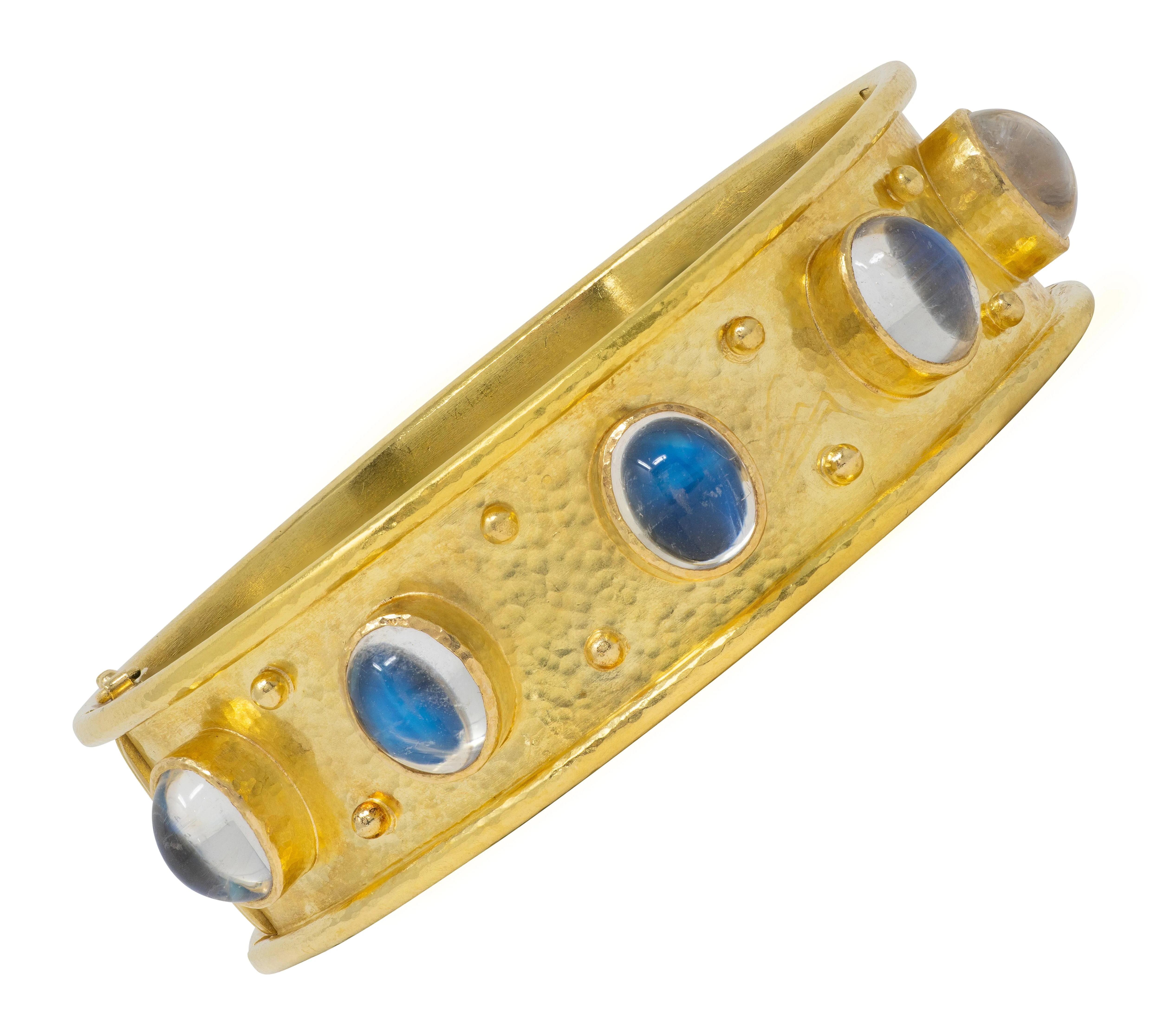 Elizabeth Locke 2000's Moonstone 18 Karat Yellow Gold Wide Hammered Bangle Bracelet - Image 4
