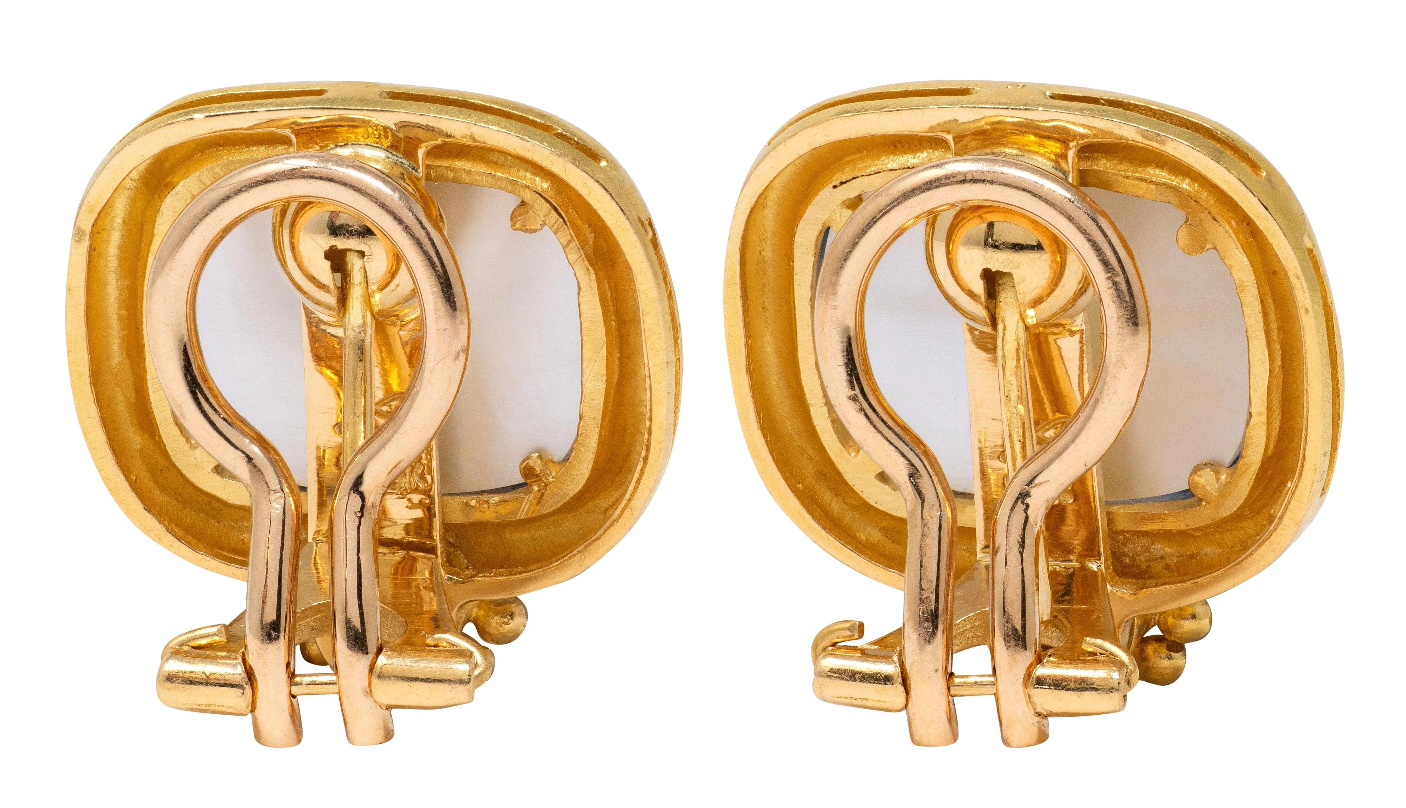 Elizabeth Locke 2000's Moonstone Venetian Glass Mother-Of-Pearl 19 Karat Yellow Gold Intaglio Earrings - Image 4