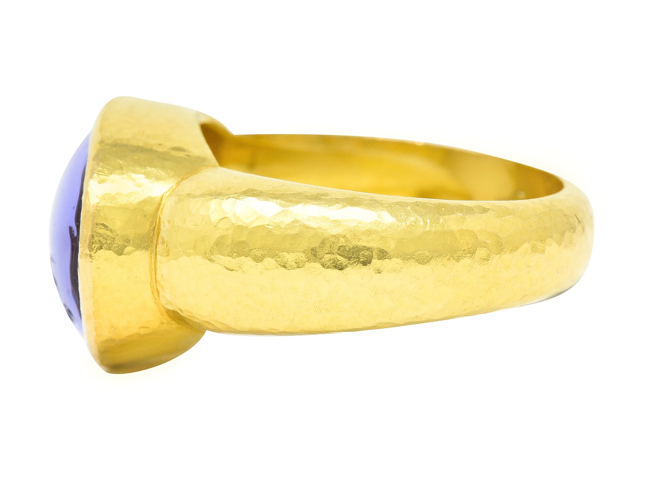Elizabeth Locke Lavender Venetian Glass Mother-Of-Pearl 18 Karat Yellow Gold Lion & Gazelle Intaglio Vintage Signet Ring - Image 7