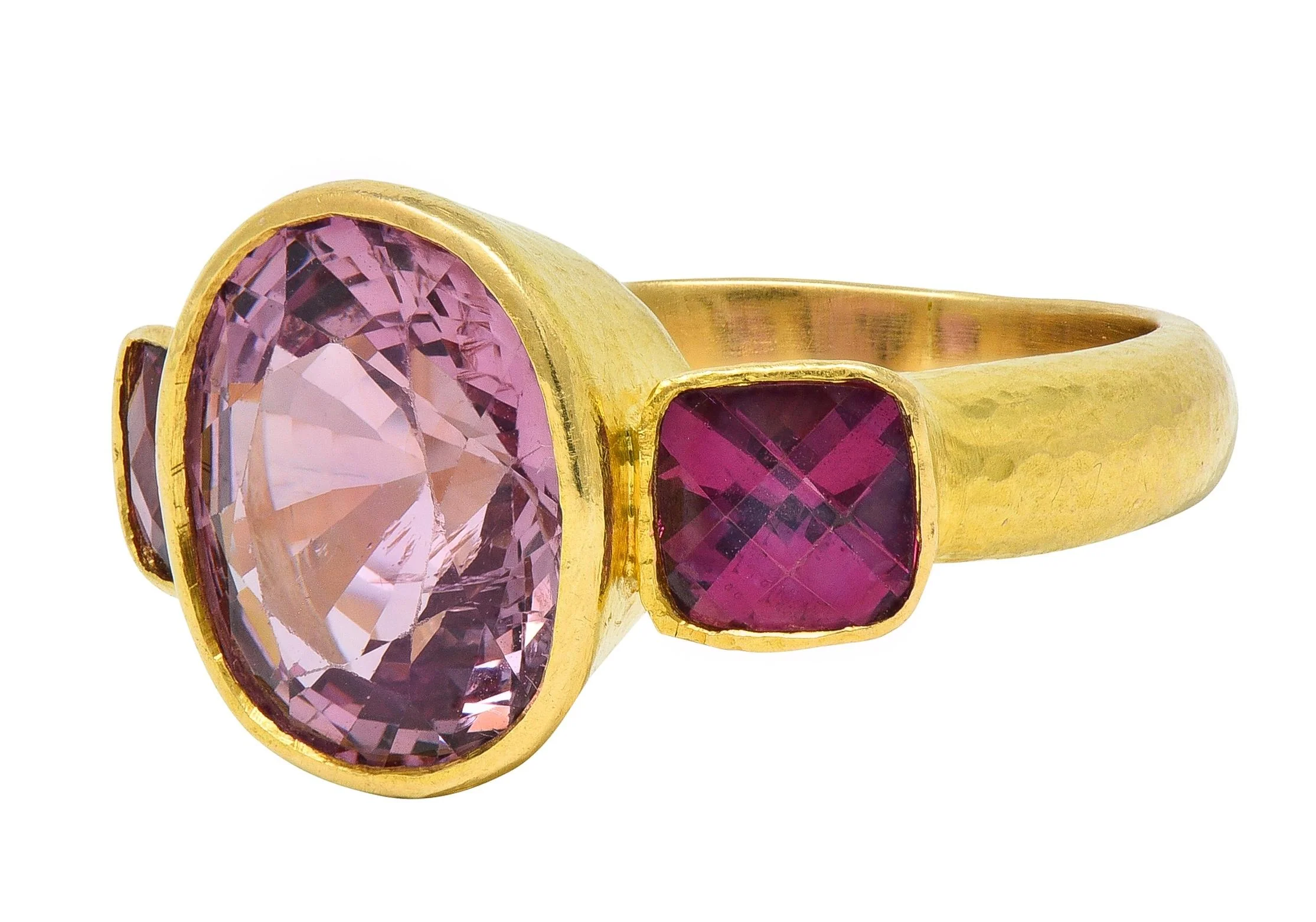 Elizabeth Locke Spinel Rhodolite Garnet 19 Karat Hammered Gold Gemstone Ring - Image 4