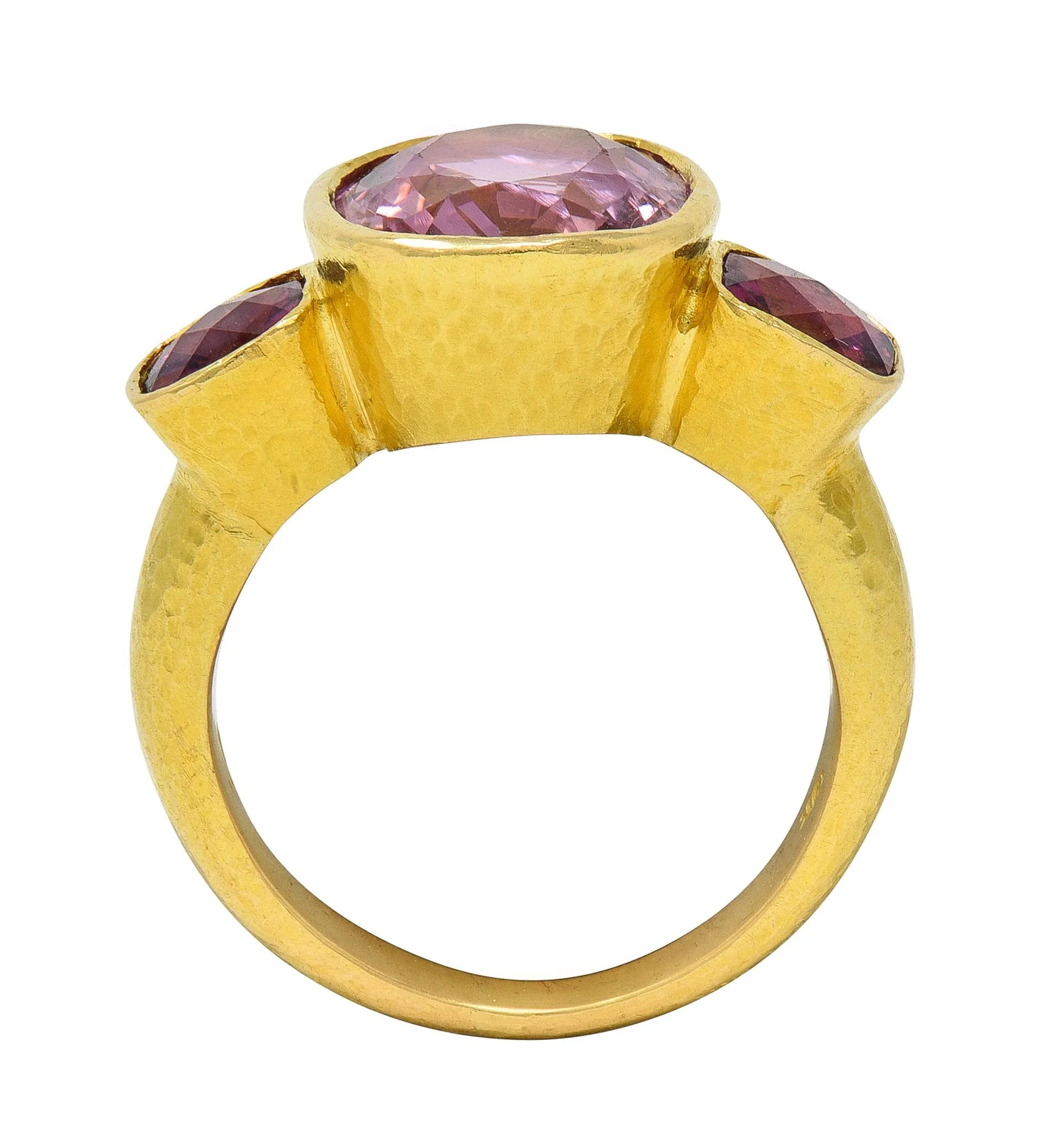 Elizabeth Locke Spinel Rhodolite Garnet 19 Karat Hammered Gold Gemstone Ring - Image 6