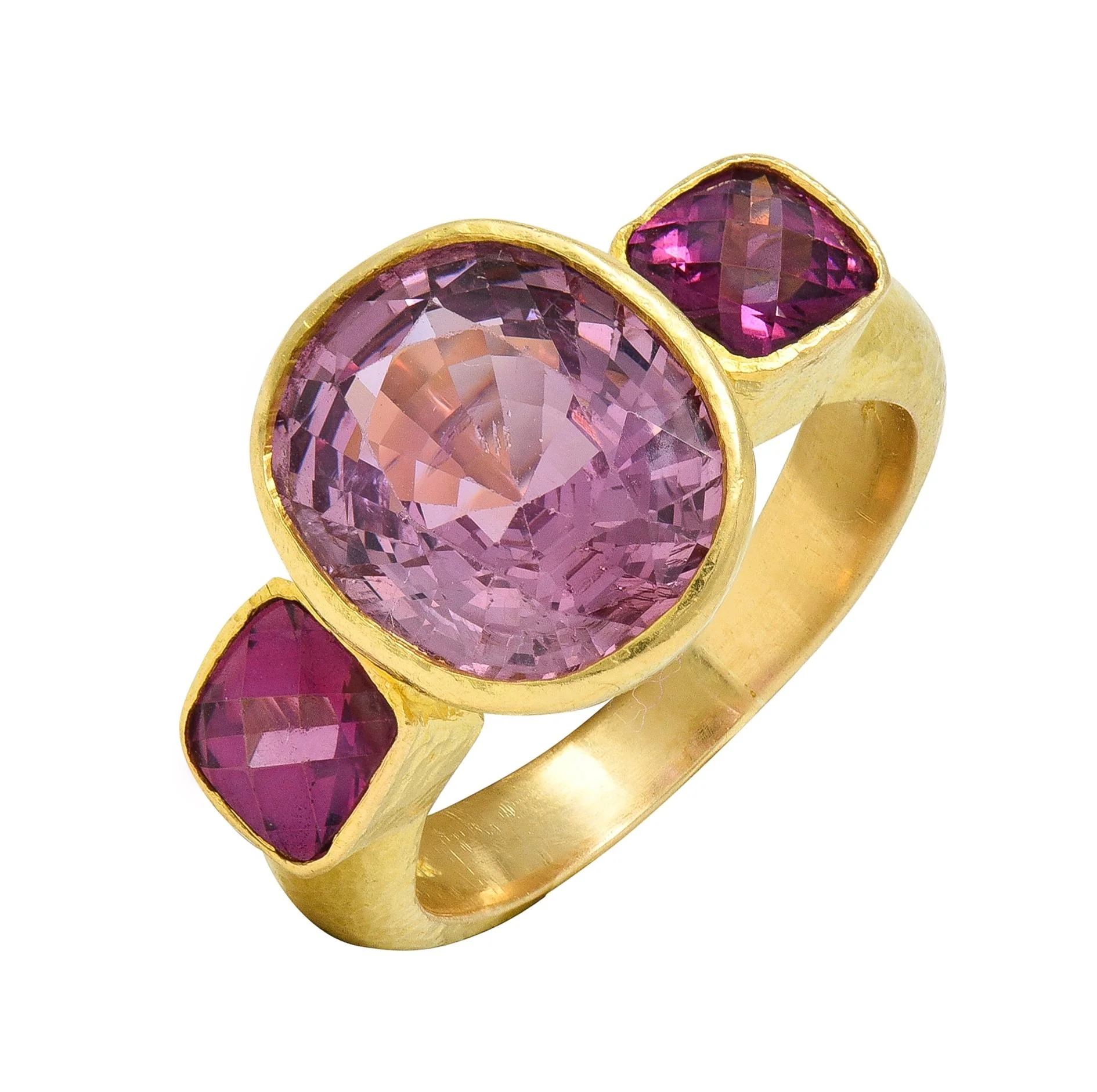 Elizabeth Locke Spinel Rhodolite Garnet 19 Karat Hammered Gold Gemstone Ring - Image 7