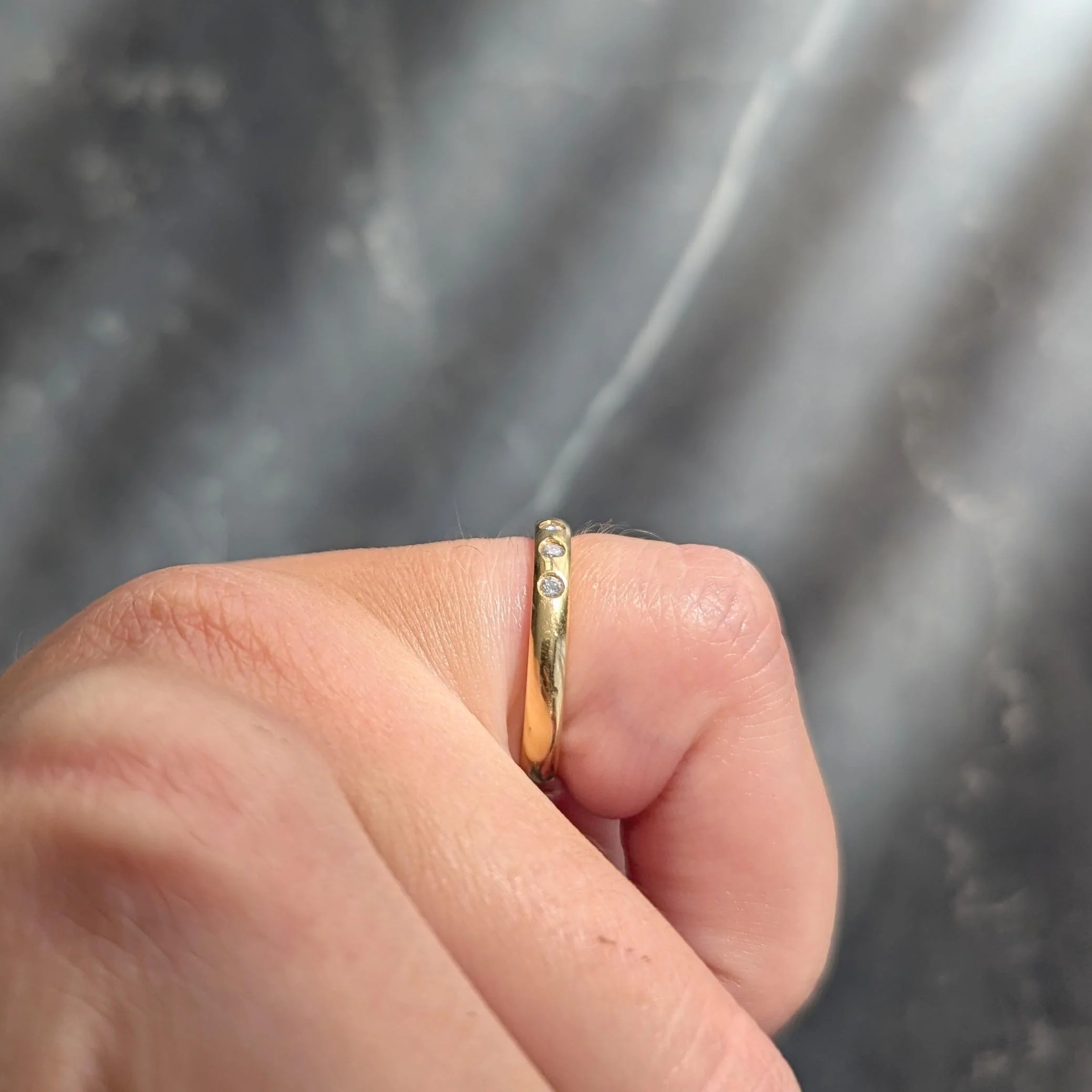 Elsa Peretti Tiffany & Co. 2000's Diamond 18 Karat Yellow Gold Flush Set Band Ring - Image 11