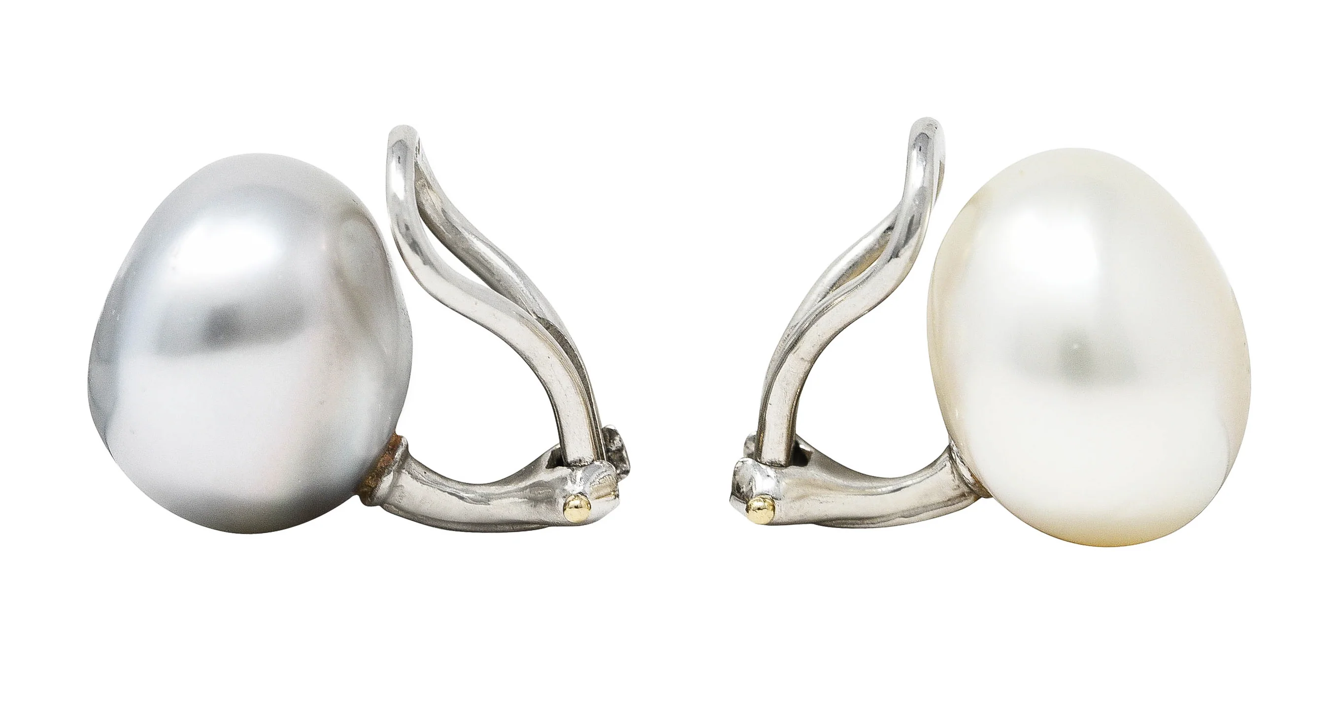 Elsa Peretti Tiffany & Co Keshi Pearl 18 Karat White Gold Mismatched Ear-Clip Earrings - Image 2