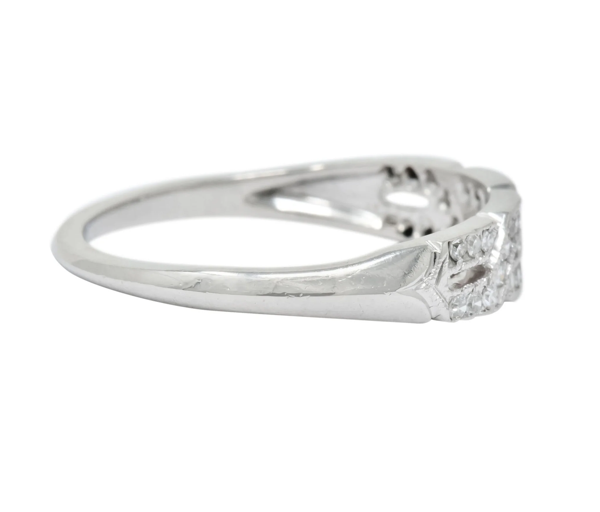 Enchanting Edwardian Diamond Platinum Trellis Band Ring - Image 3