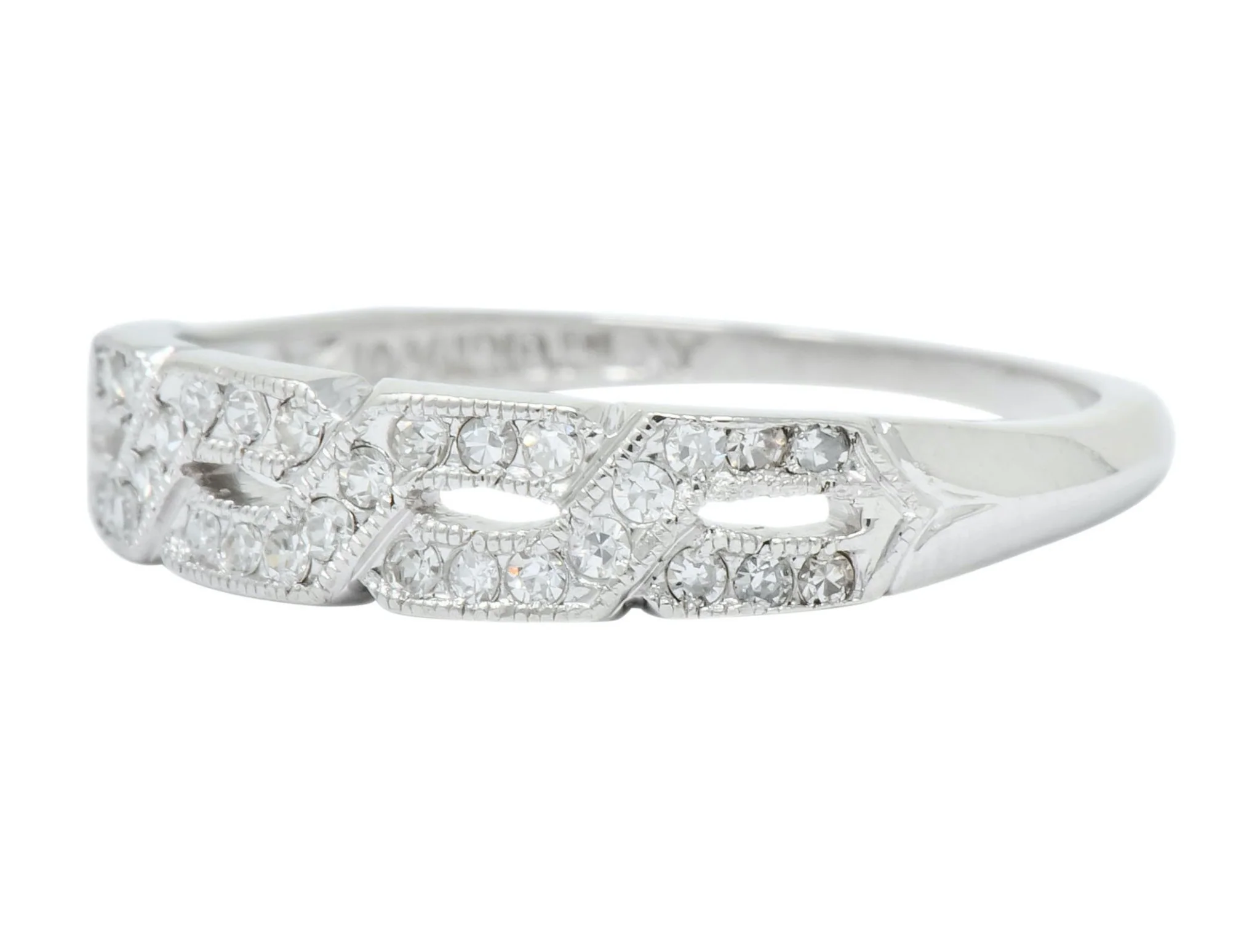 Enchanting Edwardian Diamond Platinum Trellis Band Ring - Image 6