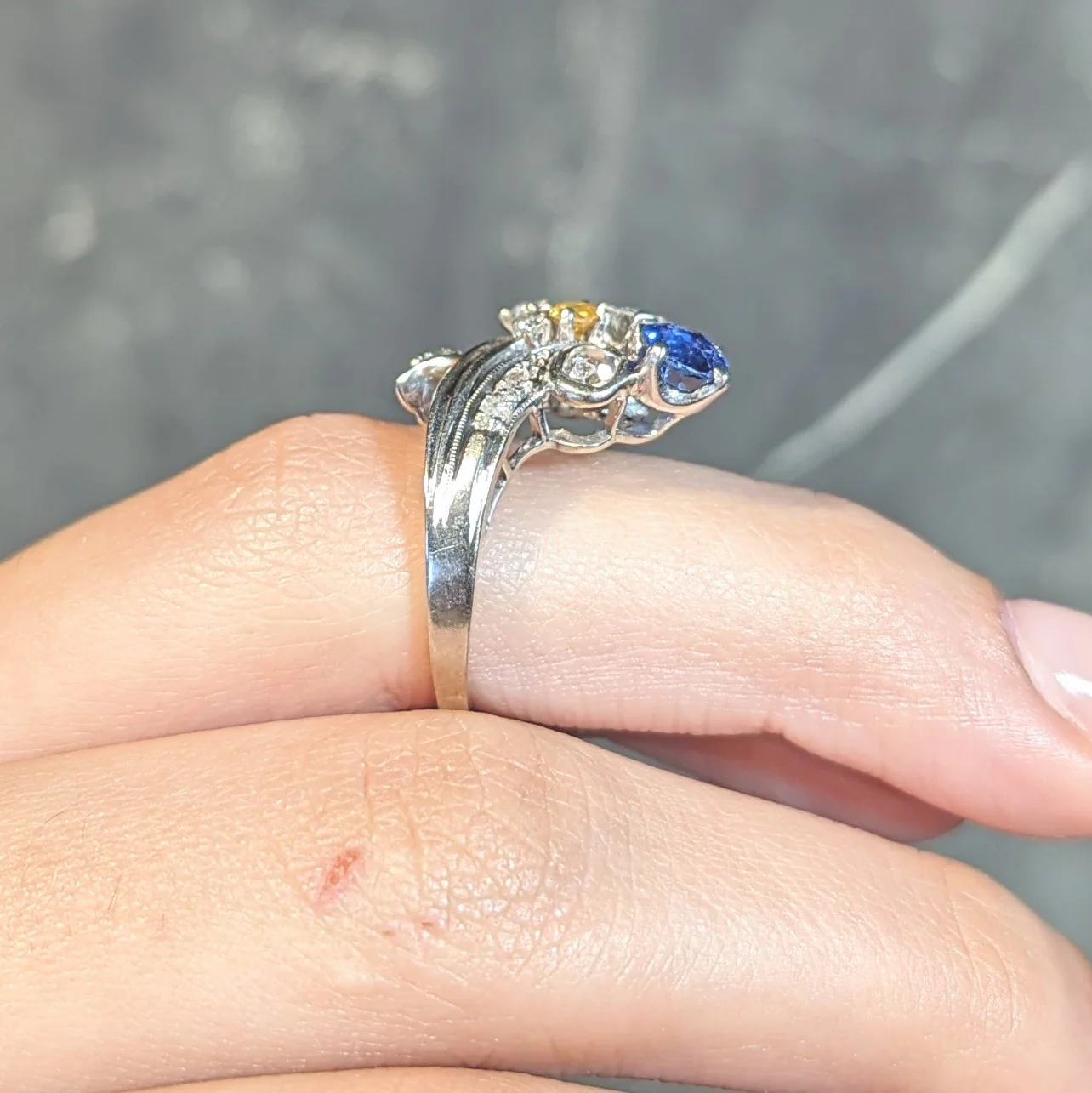 Erwin Reu Co. Mid-Century 2.03 CTW Sapphire Diamond 14 Karat White Gold Vintage Bypass Ring - Image 15