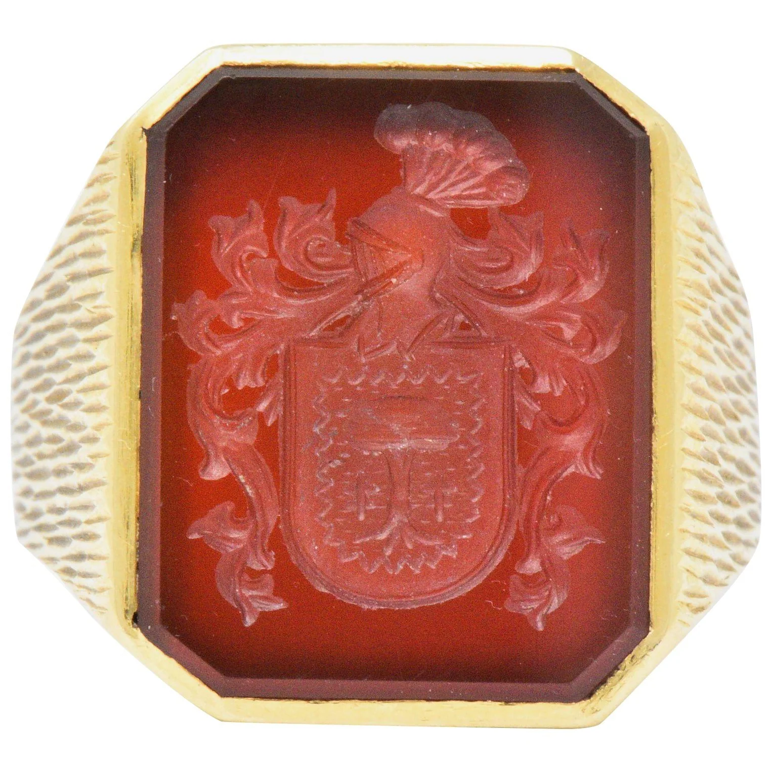 Exemplary Victorian Intaglio Carnelian 18 Karat Gold Men's Signet Ring