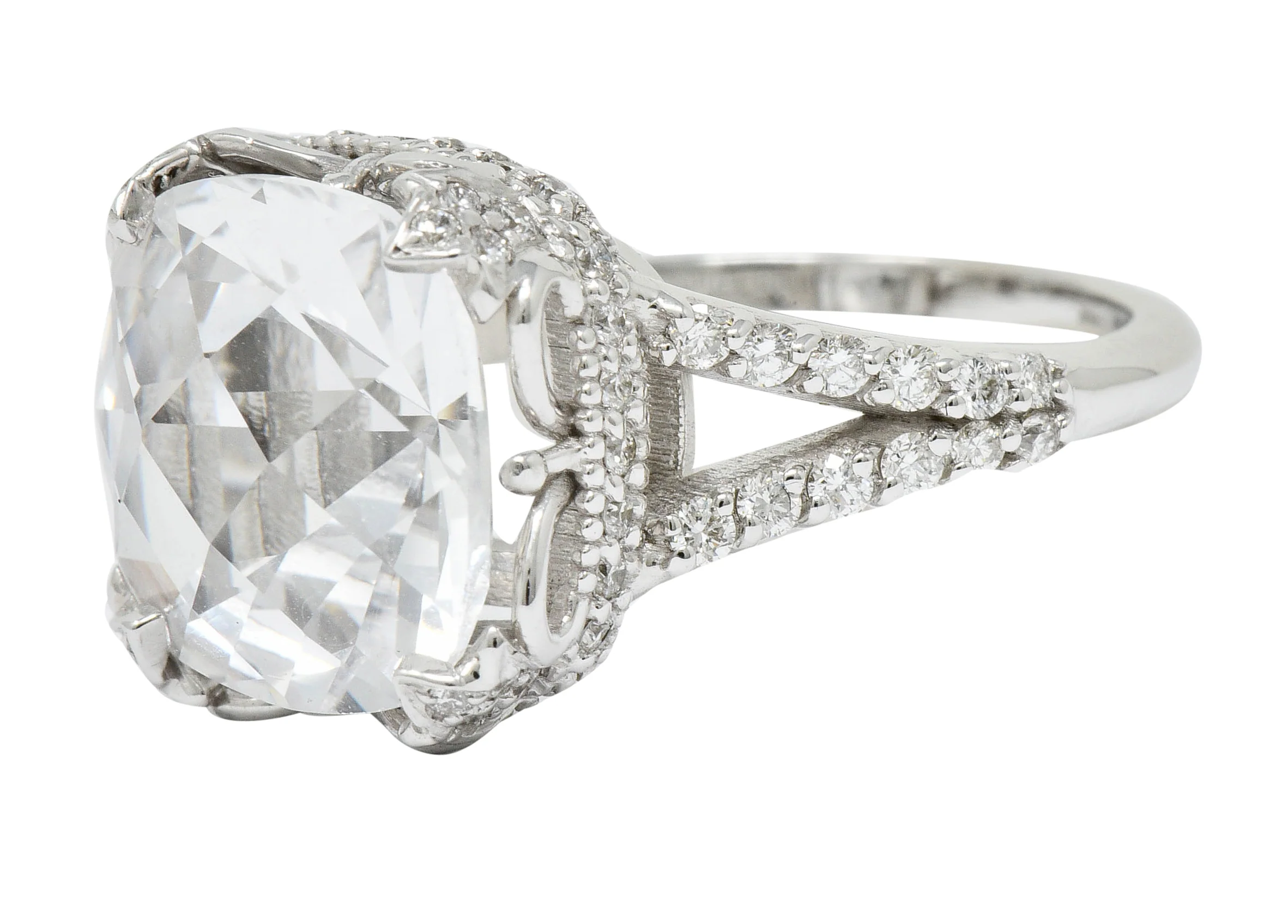 Exquisite 10.25 CTW White Sapphire Diamond 18 Karat White Gold Cocktail Ring - Image 6