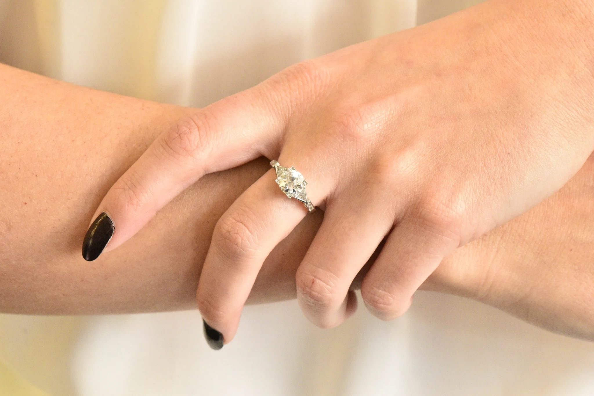 Exquisite Retro 2.08 CTW Diamond Platinum Trillion Engagement Ring GIA - Image 11