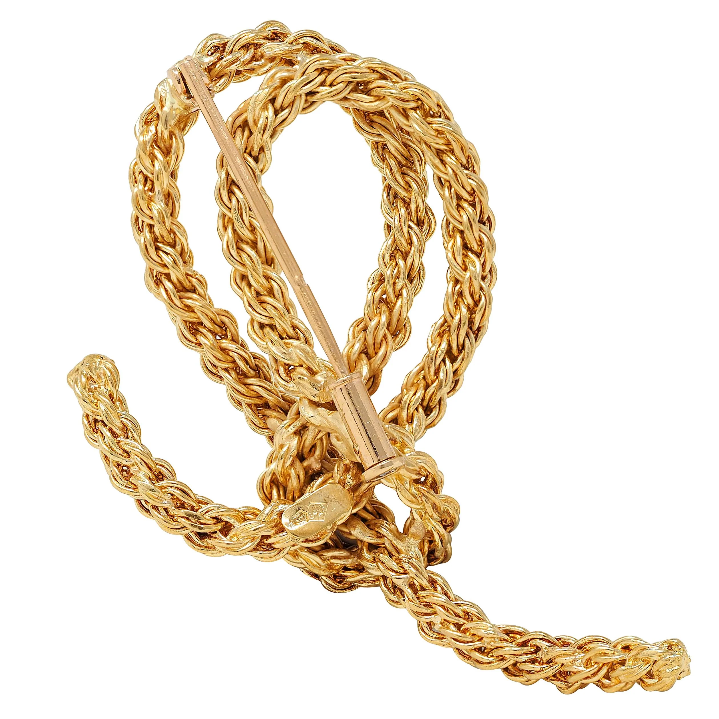 Gay Frères French 1960's 18 Karat Yellow Gold Vintage Knotted Rope Brooch - Image 4