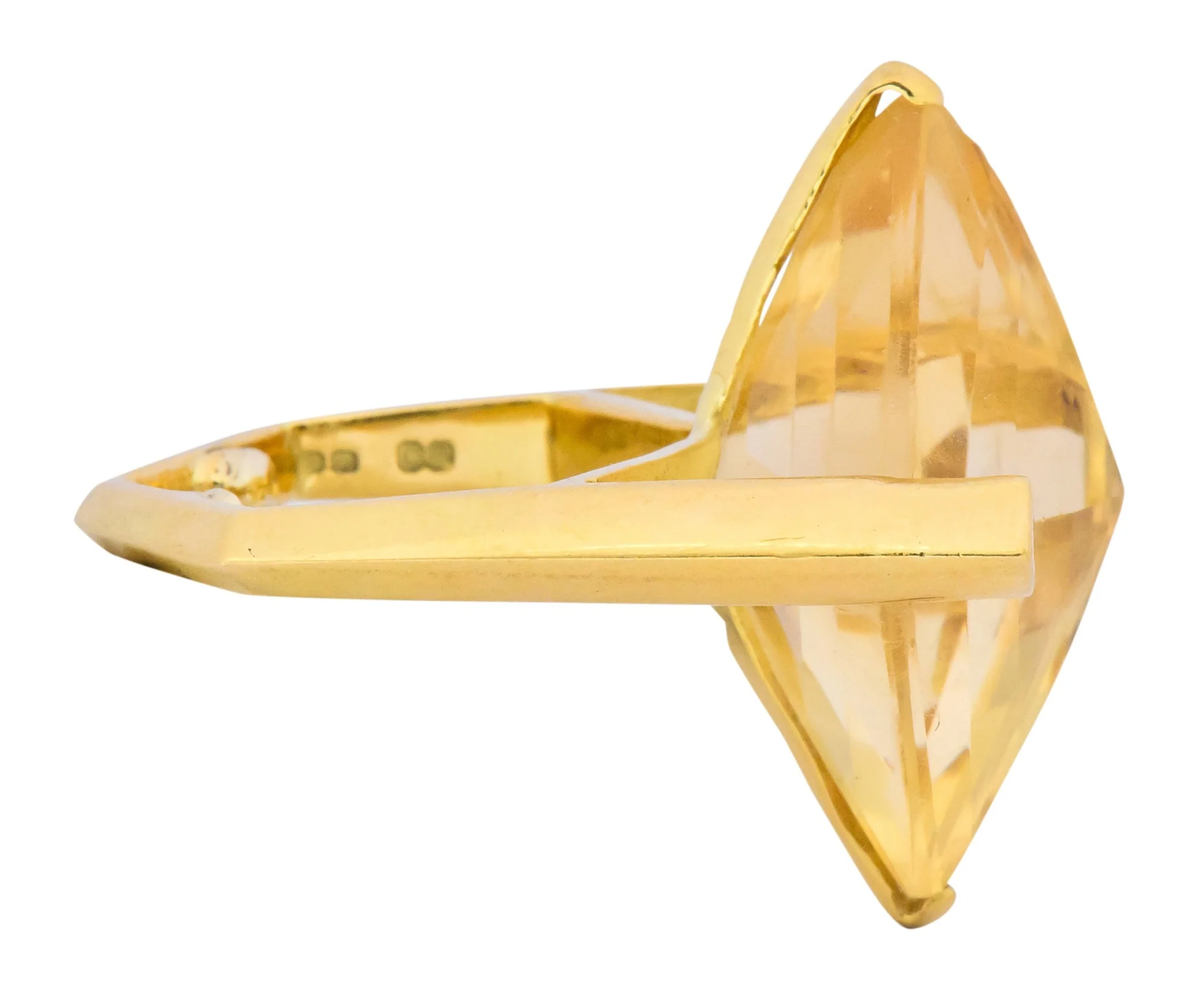 Gillian Packard 1968 British Modernist Citrine 18 Karat Gold Cocktail Ring - Image 3