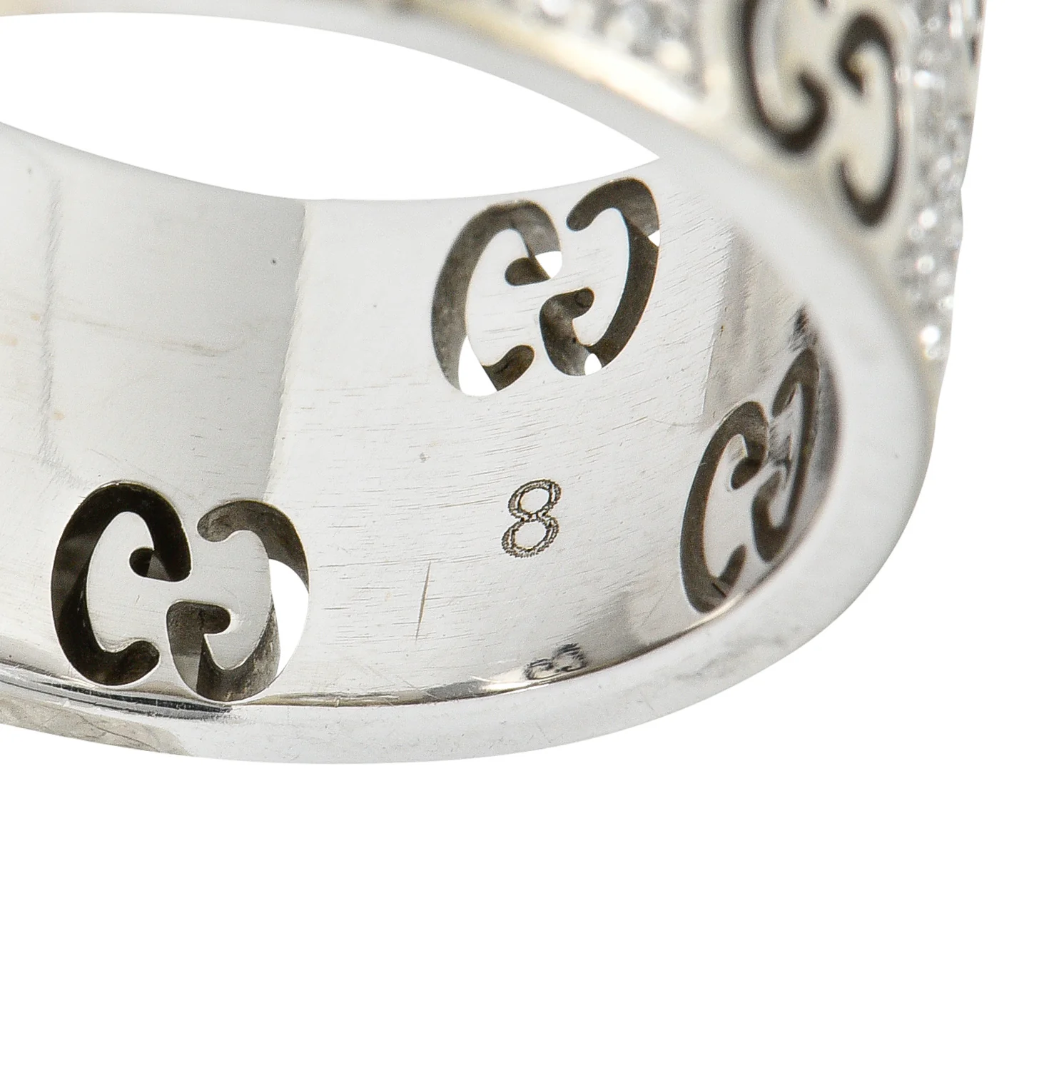 Gucci 1.25 CTW Pave Diamond 18 Karat Gold Stardust Band Ring - Image 9