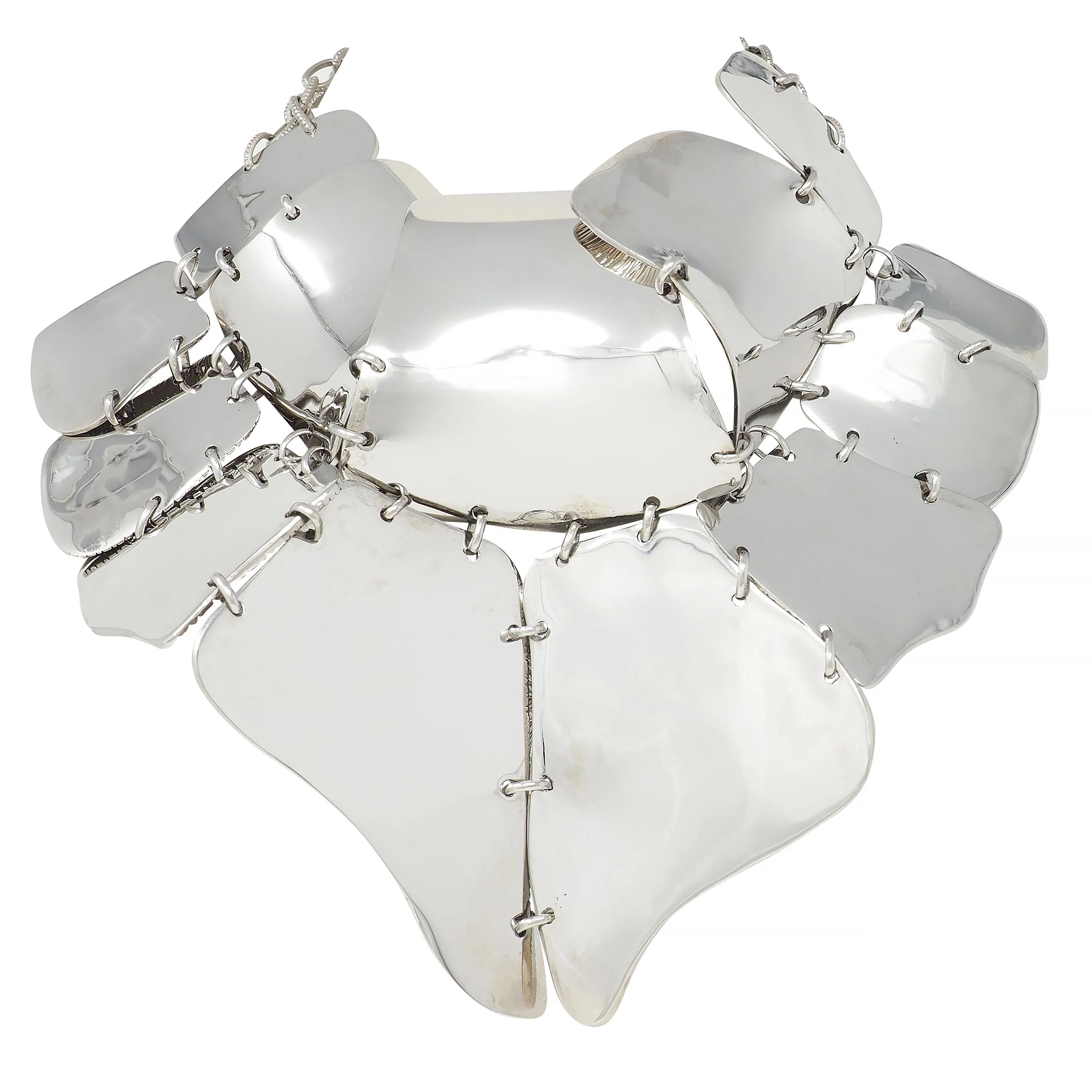 Gucci 2019 Runway Palladium Plated Textured Bib Collar Statement Necklace - Image 10
