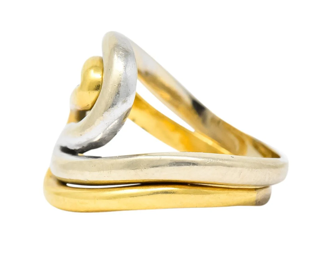 Gucci Vintage 18 Karat Two-Tone Gold Wave Stacking Rings - Image 5