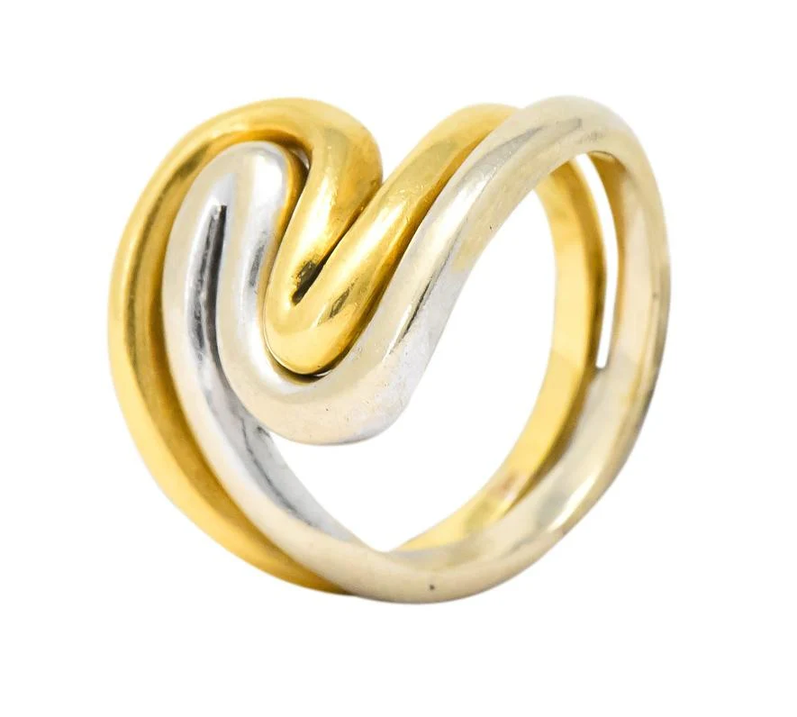 Gucci Vintage 18 Karat Two-Tone Gold Wave Stacking Rings - Image 8