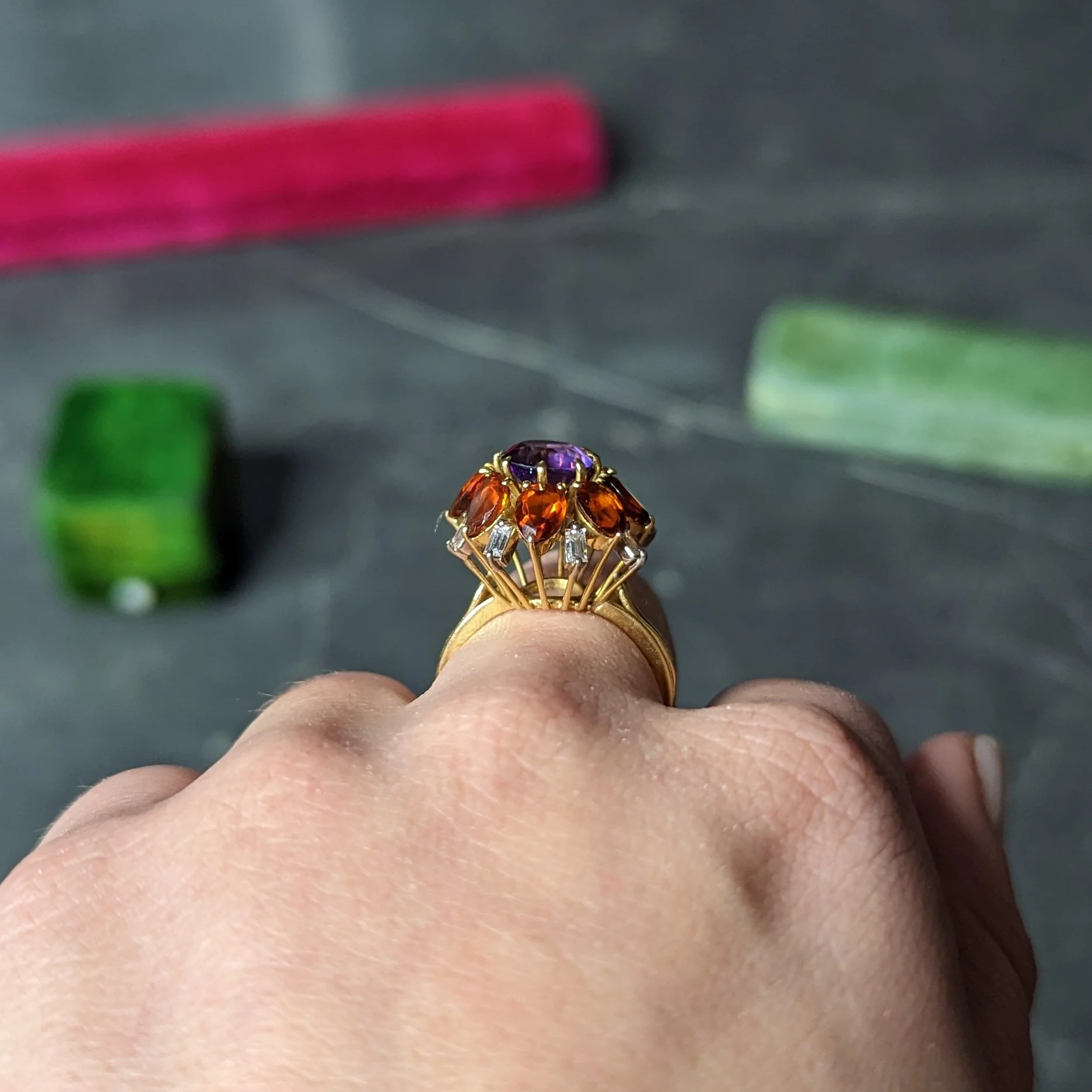 H. Stern Modernist 6.10 CTW Amethyst Citrine Diamond 18 Karat Gold Tiered Vintage Cluster Ring - Image 16