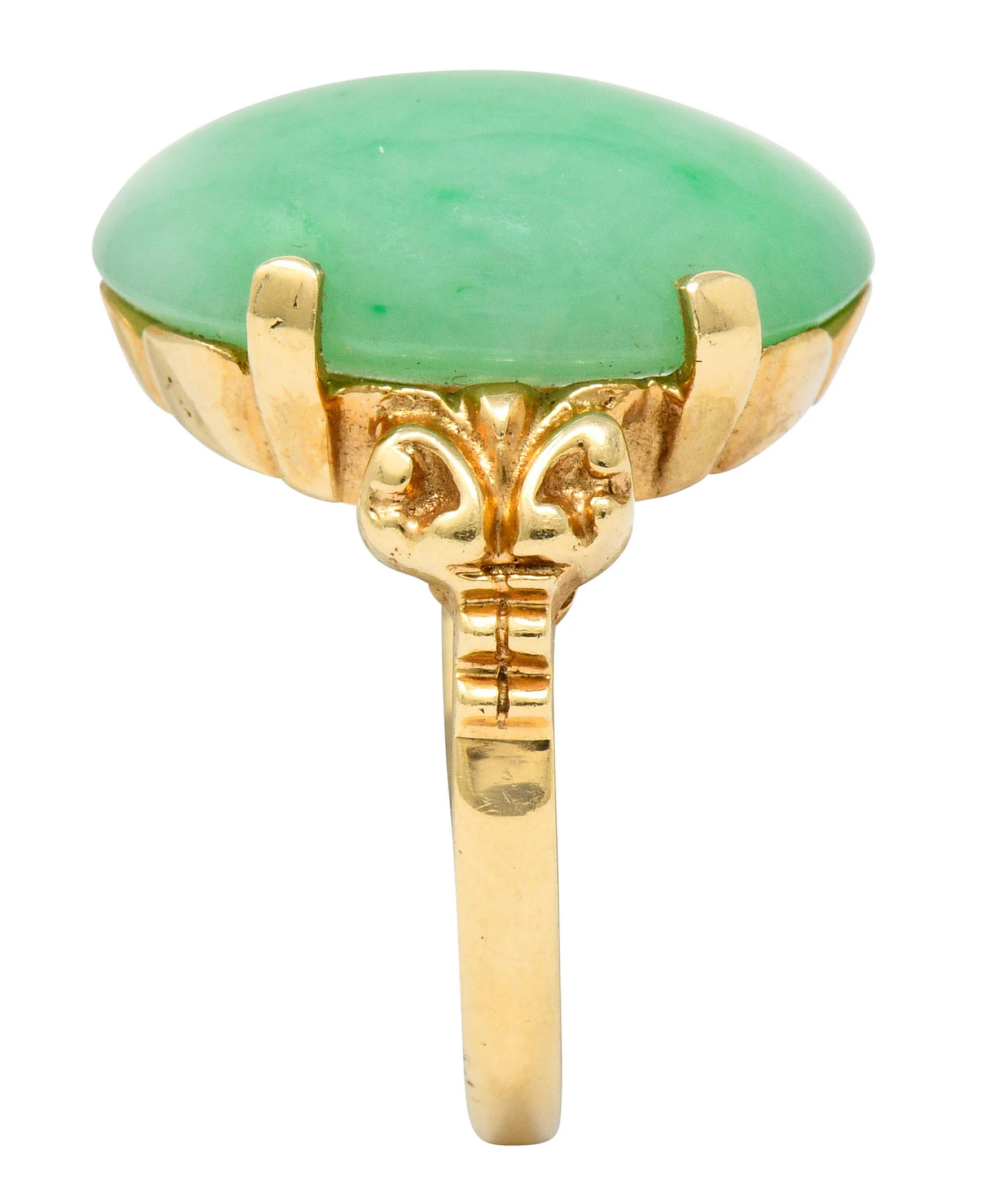 Jade 14 Karat Yellow Gold Cabochon Ring Circa 1950's - Image 11