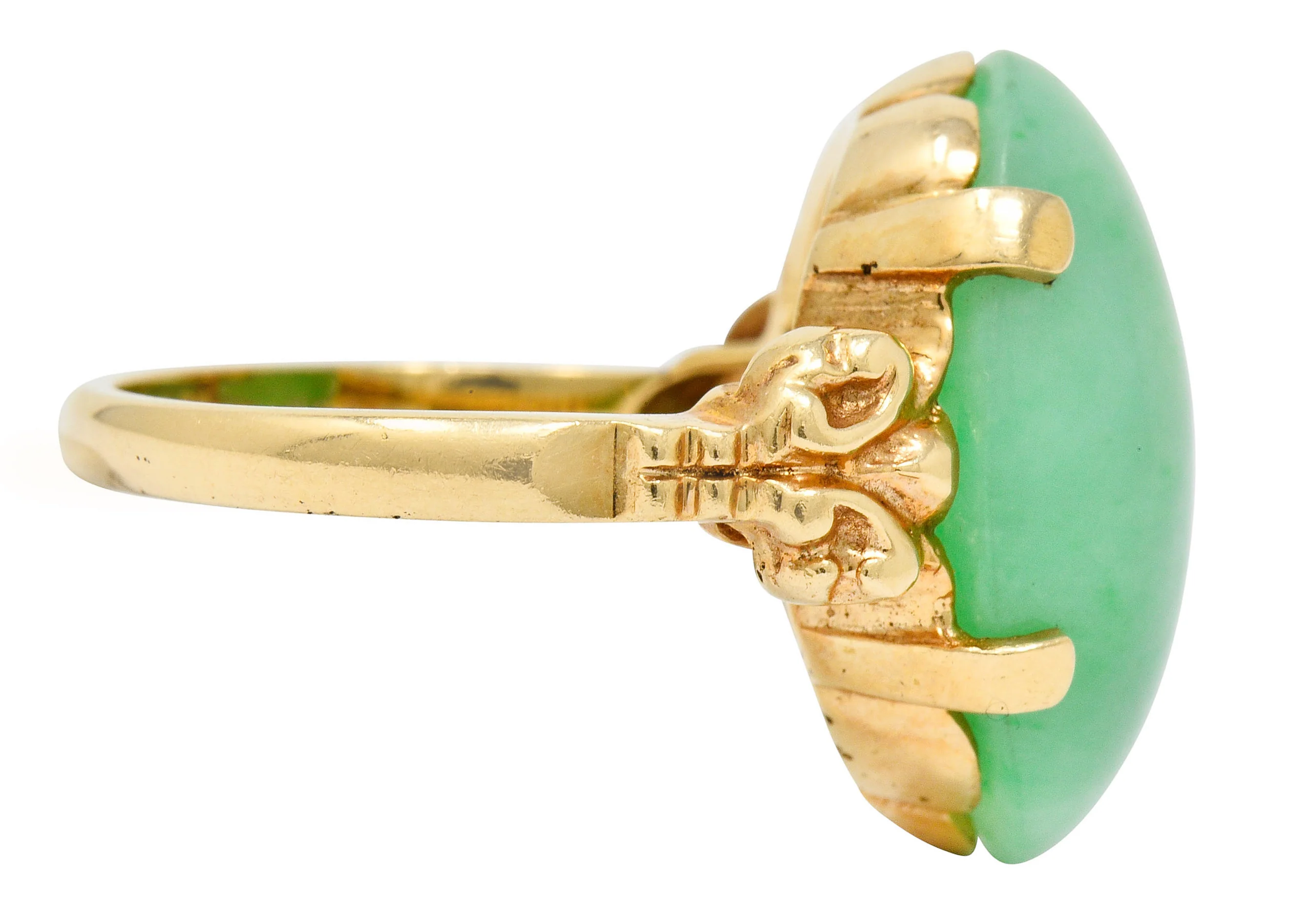 Jade 14 Karat Yellow Gold Cabochon Ring Circa 1950's - Image 3