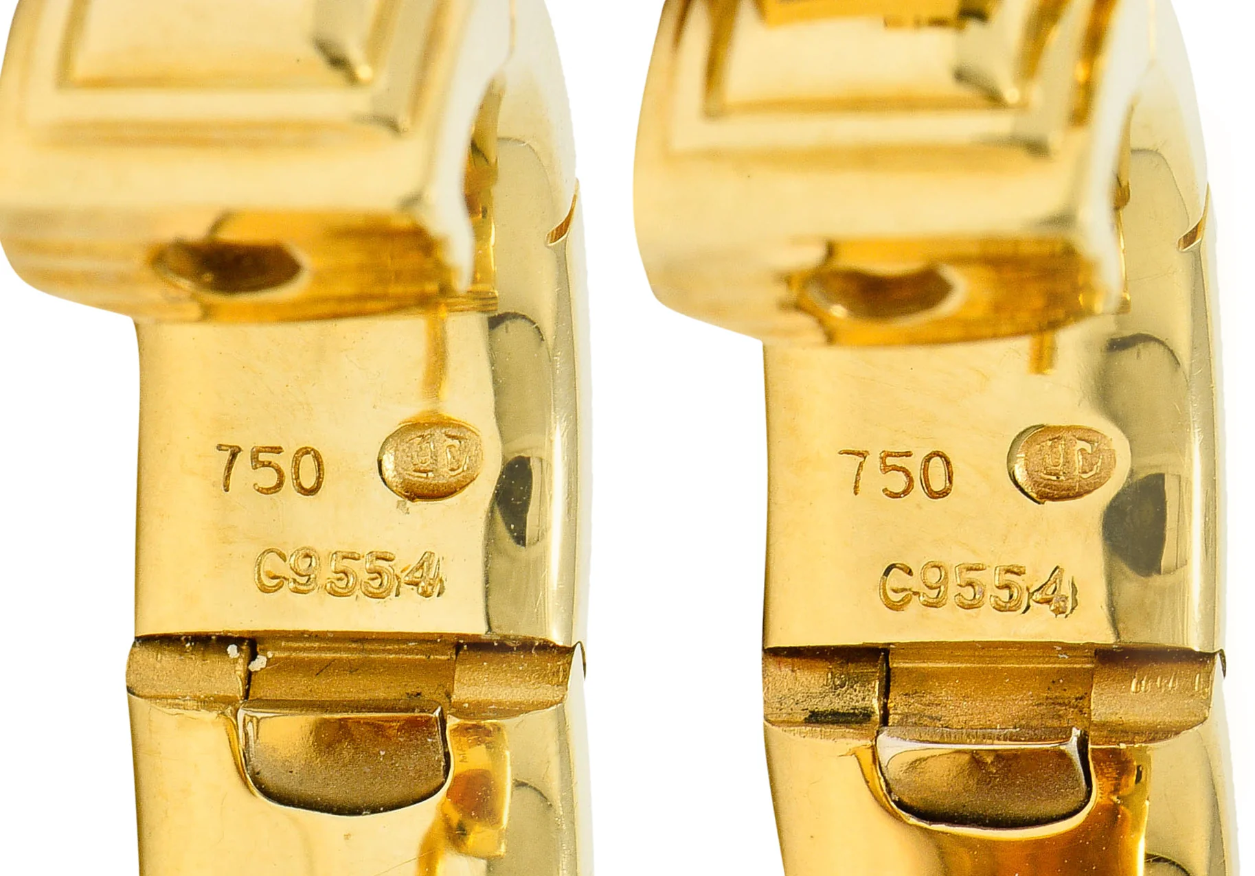 Mauboussin Paris Mother-Of-Pearl 18 Karat Gold 20 MM Huggie Earrings - Image 6