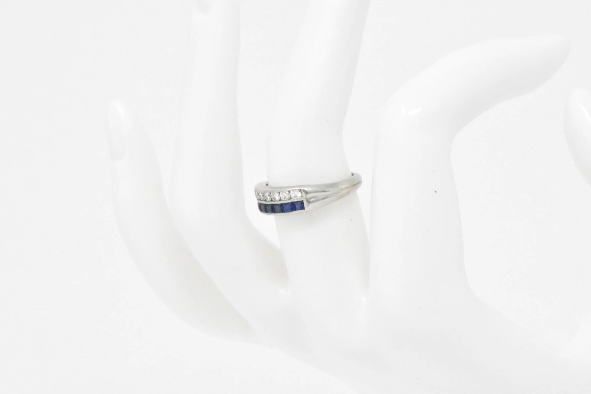 McTeigue & Co. Platinum Diamond & Blue Sapphire Ring Vintage Wedding Band - Image 7