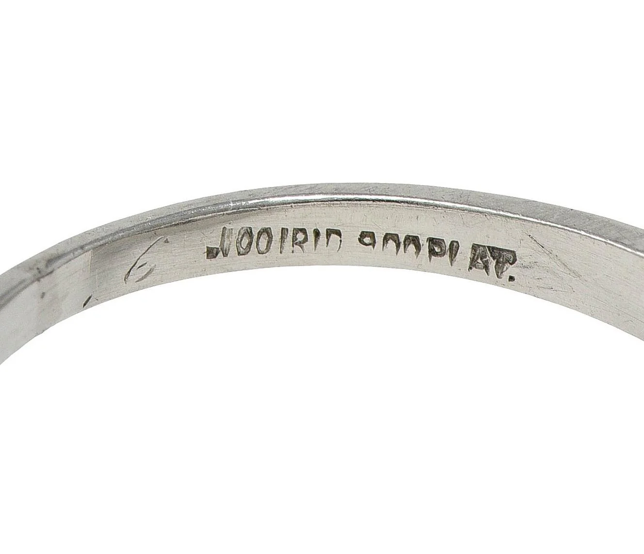 Mid-Century 0.32 CTW Diamond Platinum Heart Three Stone Vintage Band Ring - Image 4