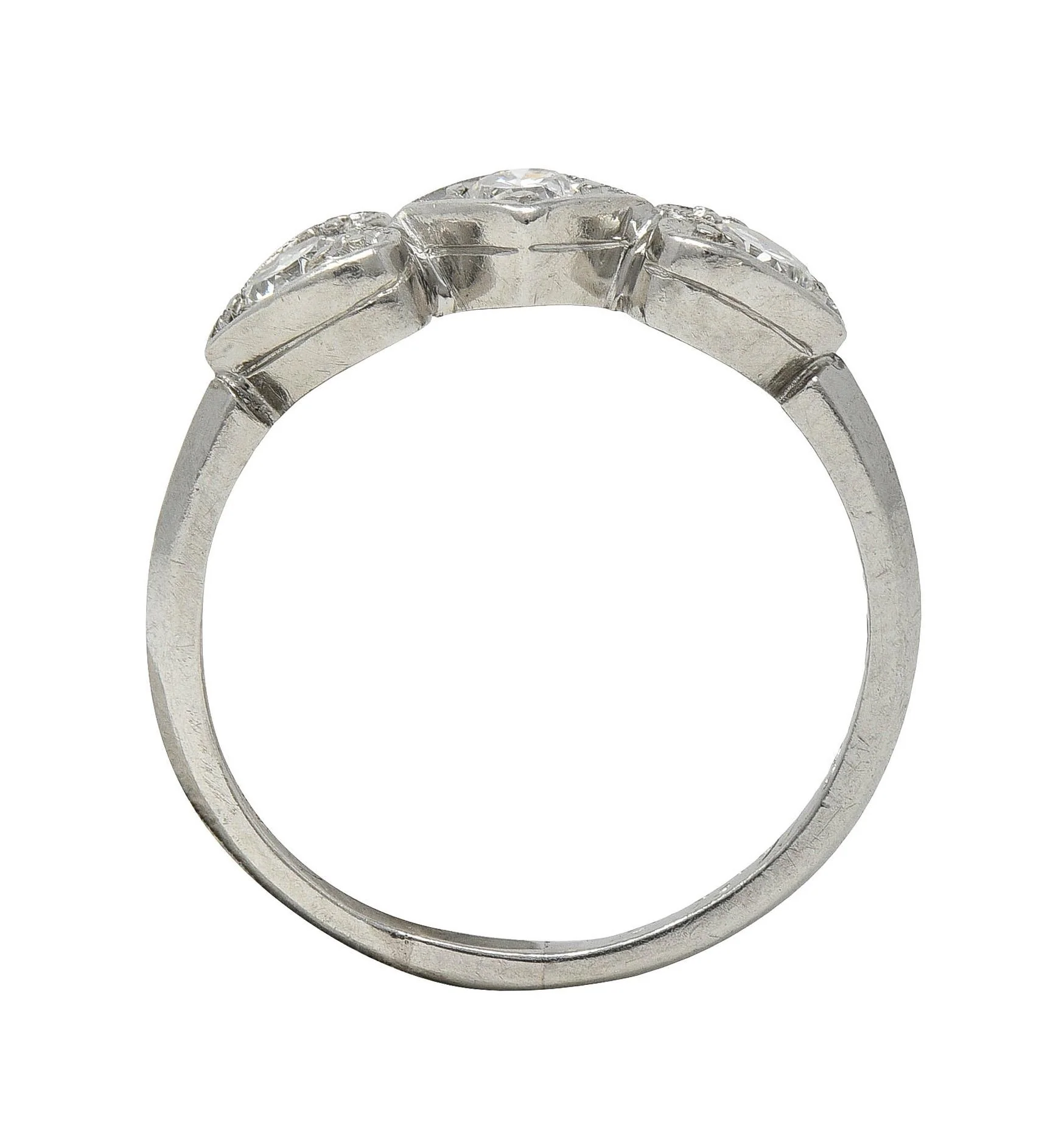 Mid-Century 0.32 CTW Diamond Platinum Heart Three Stone Vintage Band Ring - Image 7